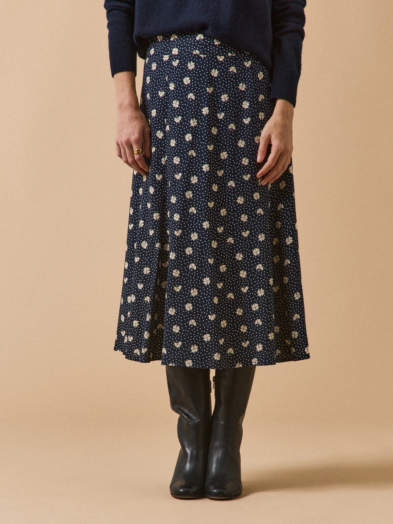 Jupe mi-longue femme viscose dobby imprimé Trèfles