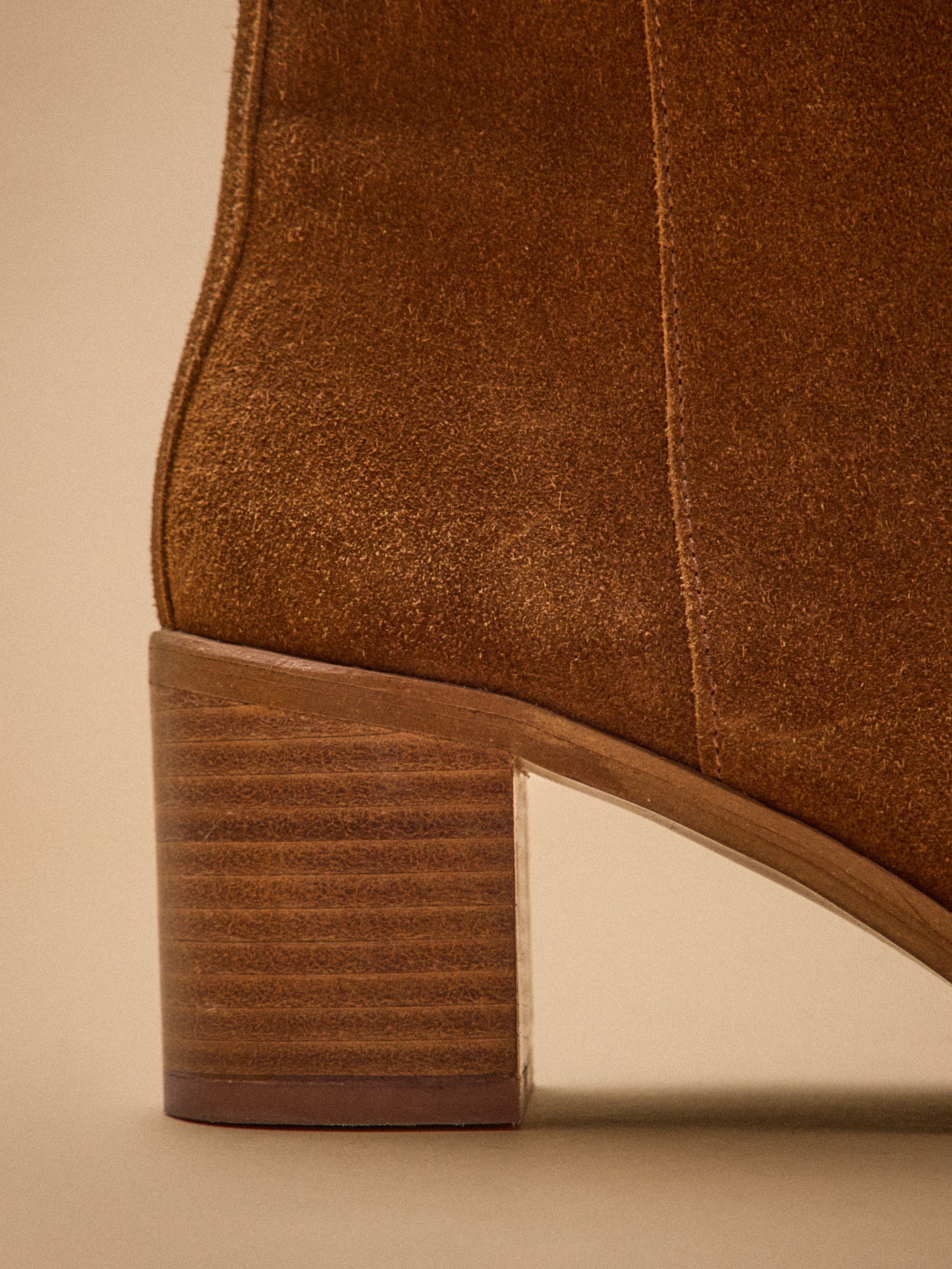 Boots croûte de cuir femme talon carré