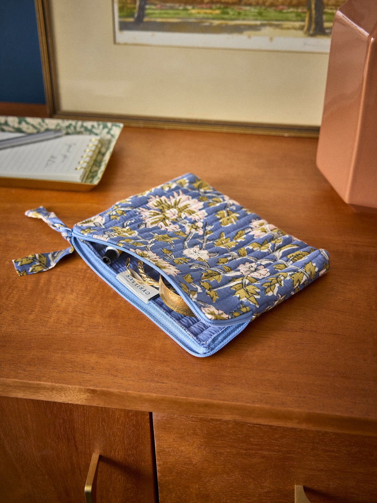 Pochette matelassée en tissu indien