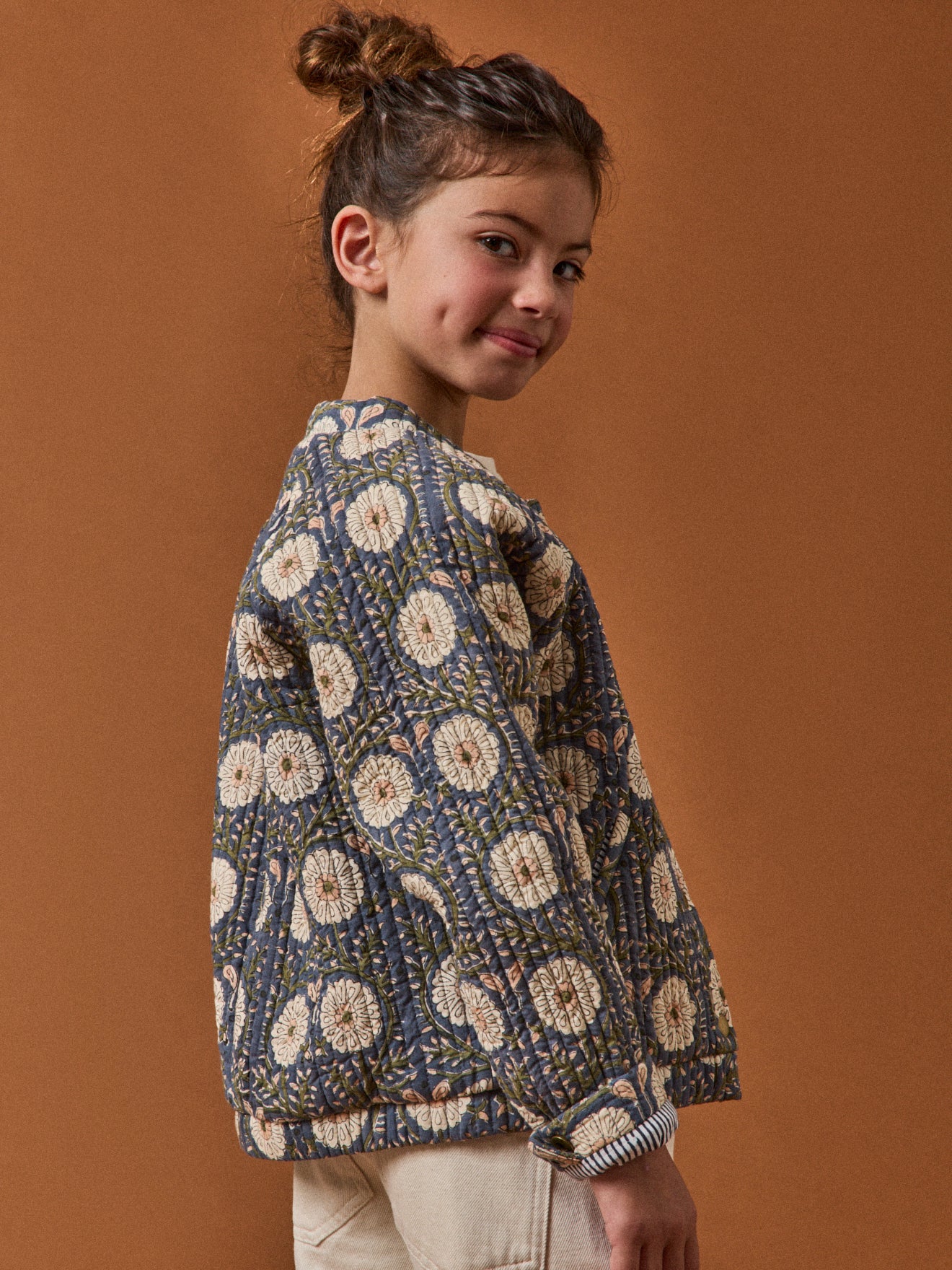 Gematelasseerd meisjesvest HARIA - Cyrillus X Apaches Collections