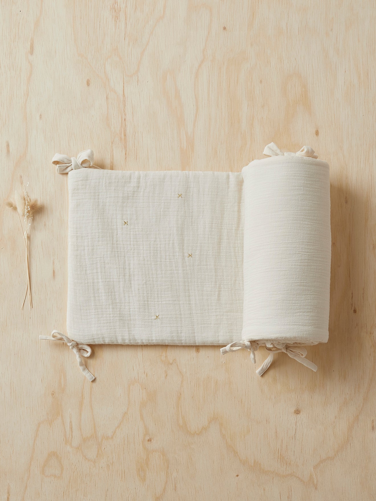 Bedrand in biokatoenen tetrastof