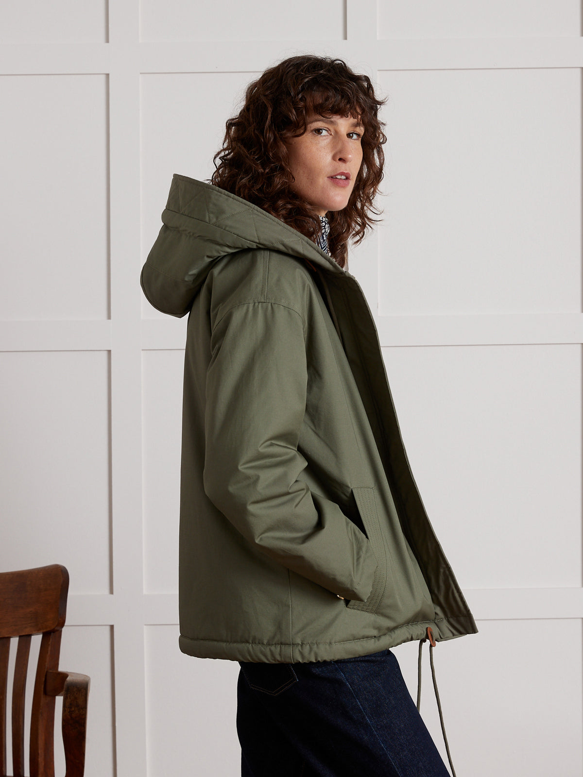 Korte damesparka met voering van nepbont
