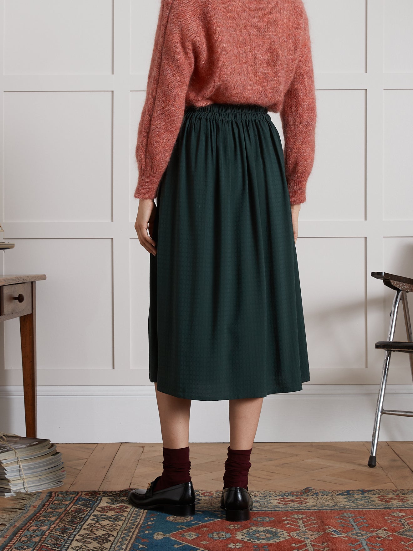 Halflange damesrok - dobby viscose