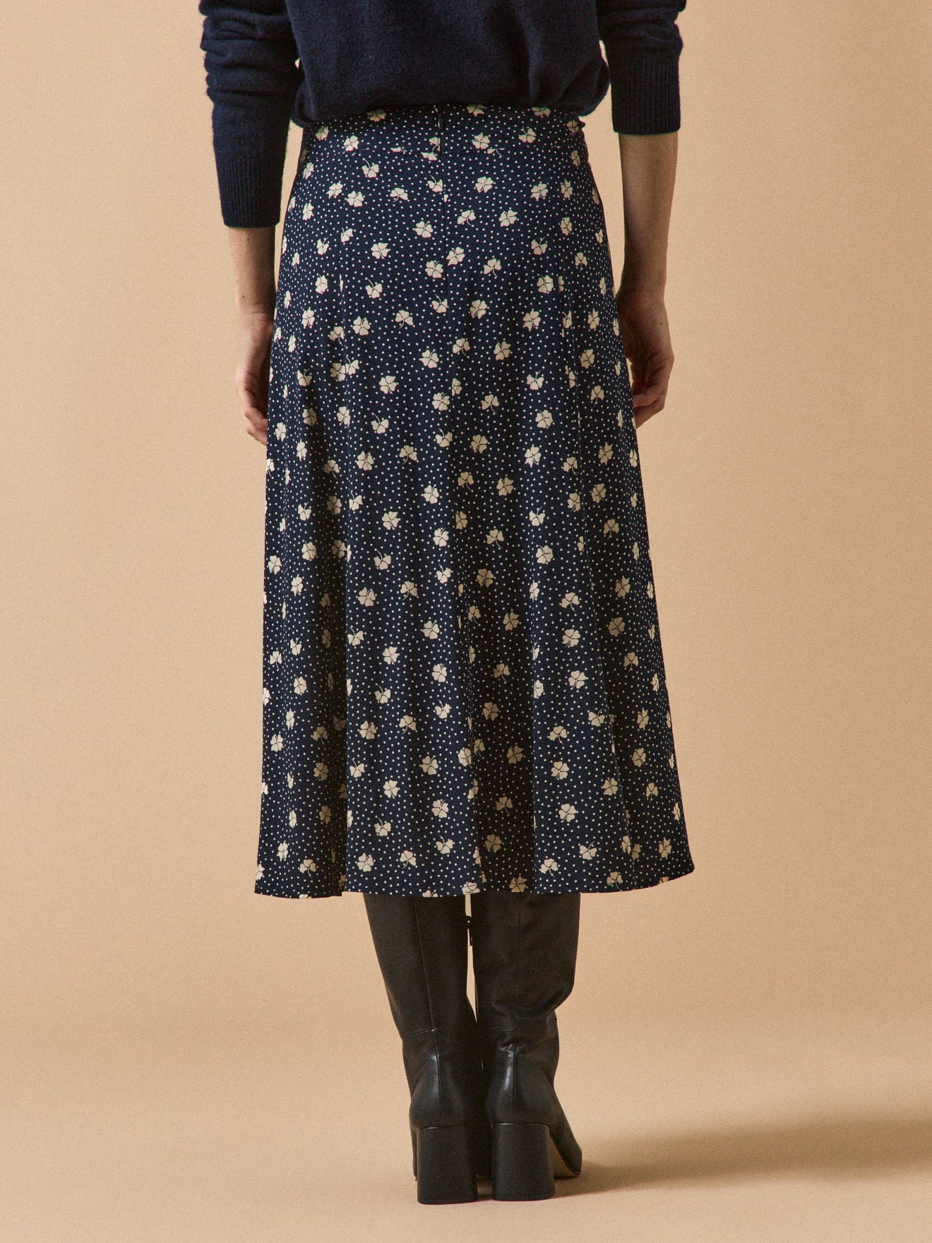 Jupe mi-longue femme viscose dobby imprimé Trèfles