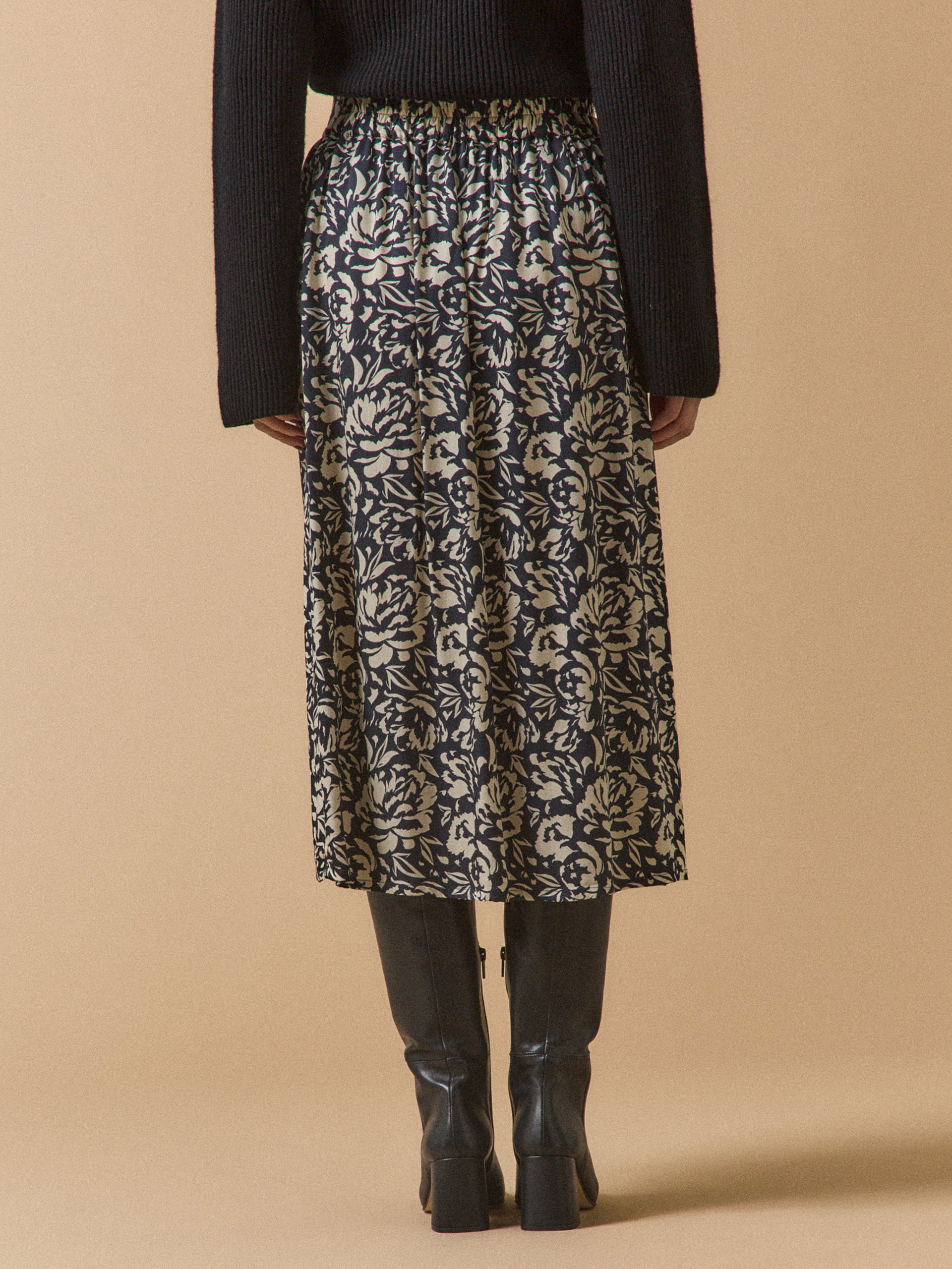 Halflange damesrok met Luna-print