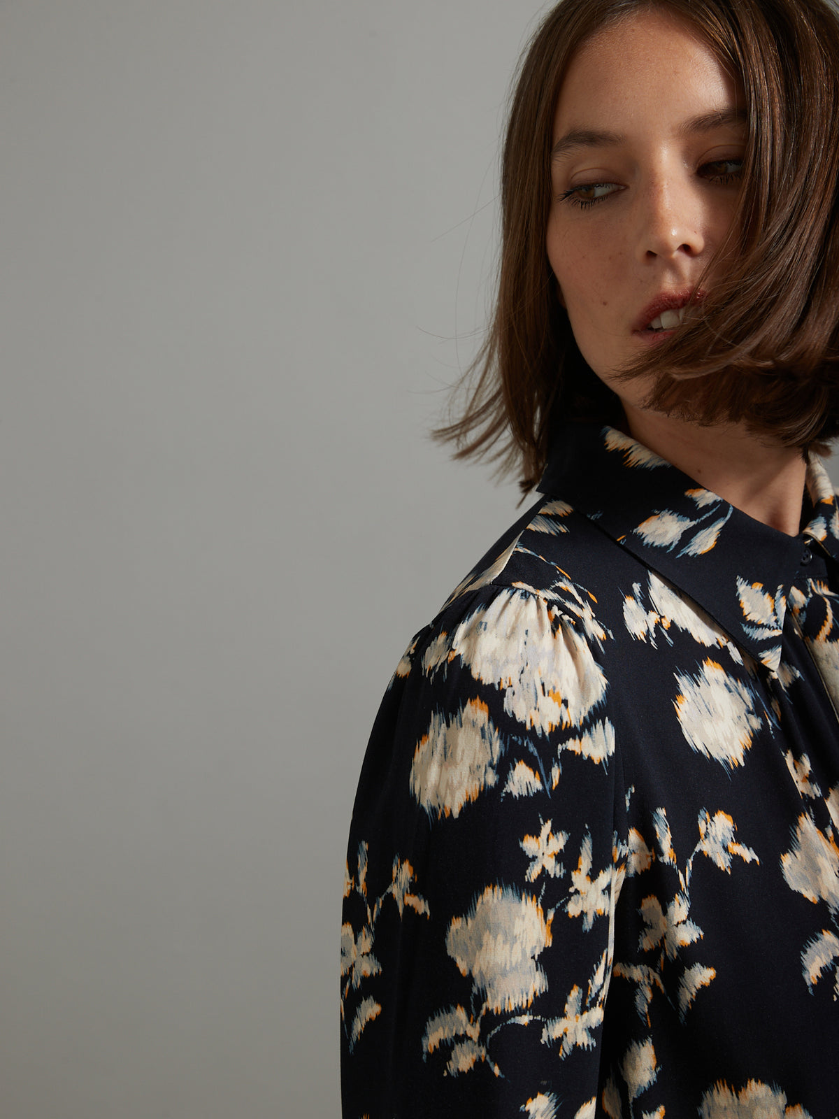 Lange dameshemdjurk met Ikat-print