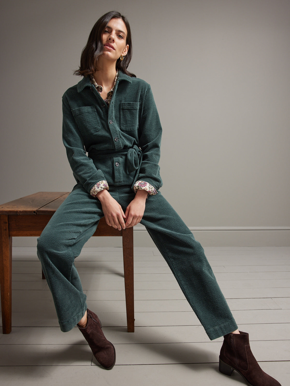 Damesjumpsuit in gewafeld velours