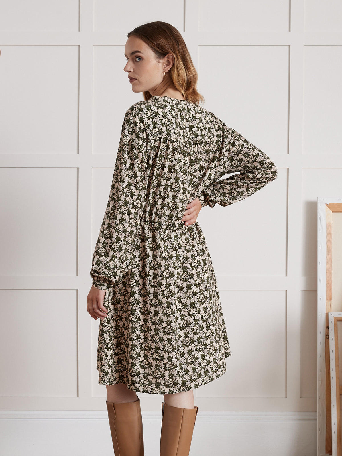 Korte damesjurk met Amber-print