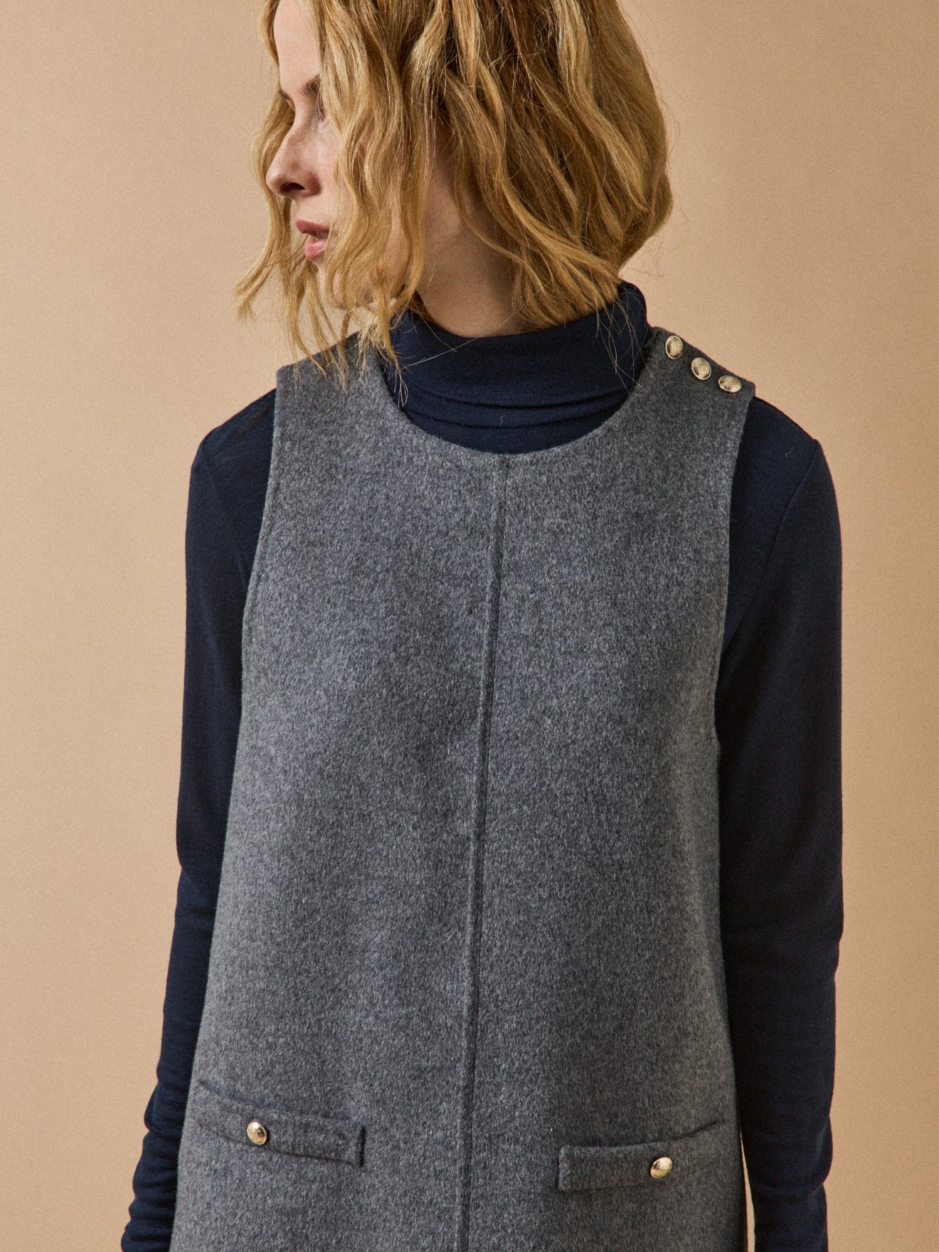 Robe courte sans manches lainage double face