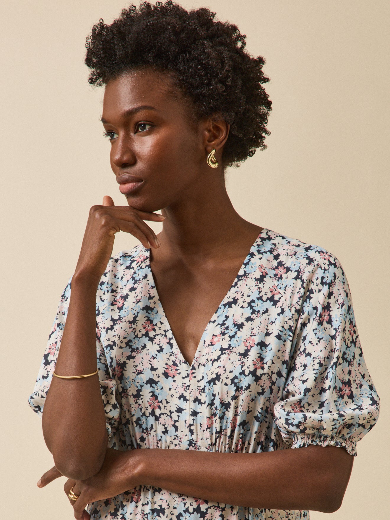 Lange damesjurk met Pop Flower-print