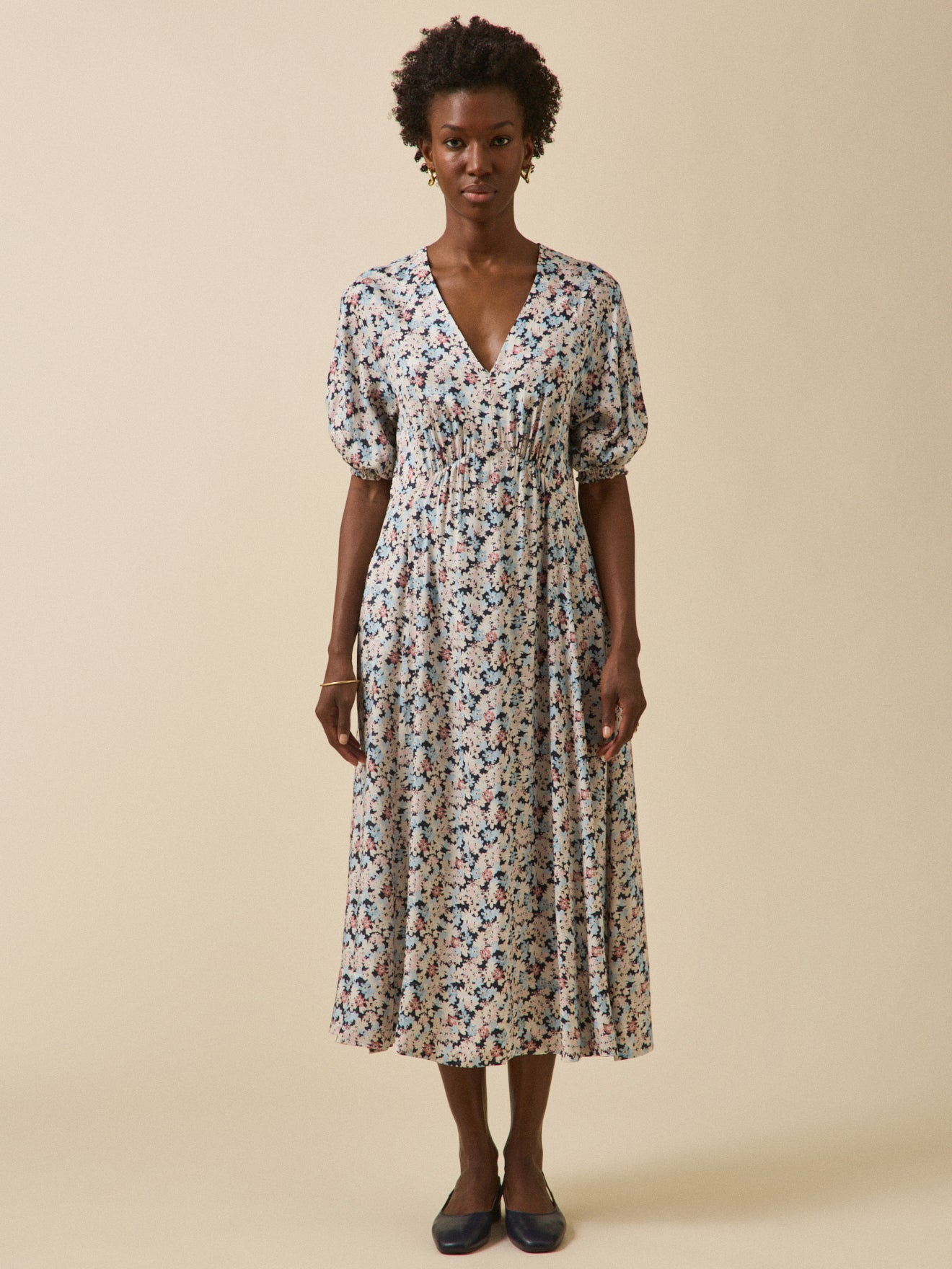 Lange damesjurk met Pop Flower-print