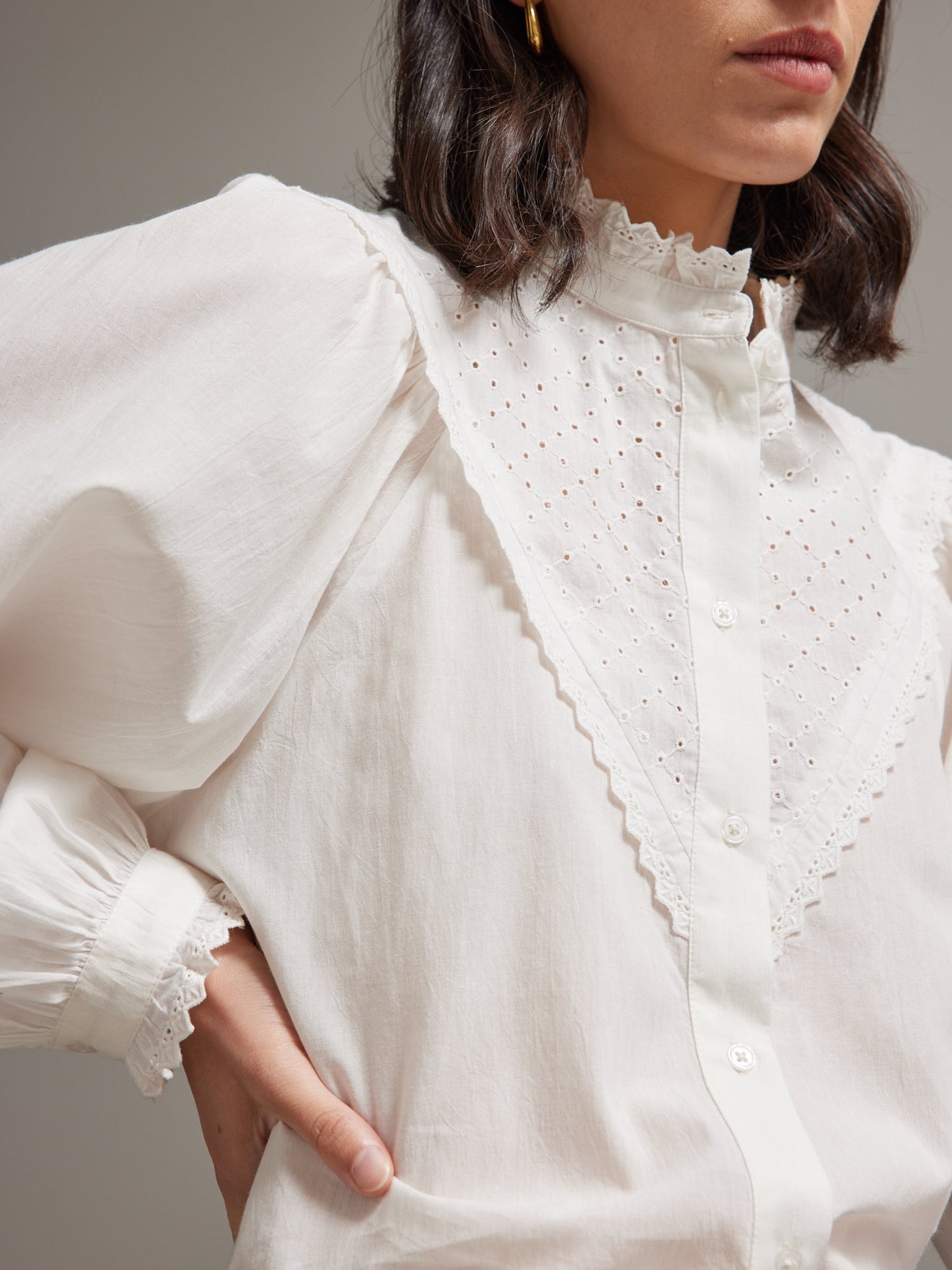 Chemise volantée femme voile et broderie anglaise