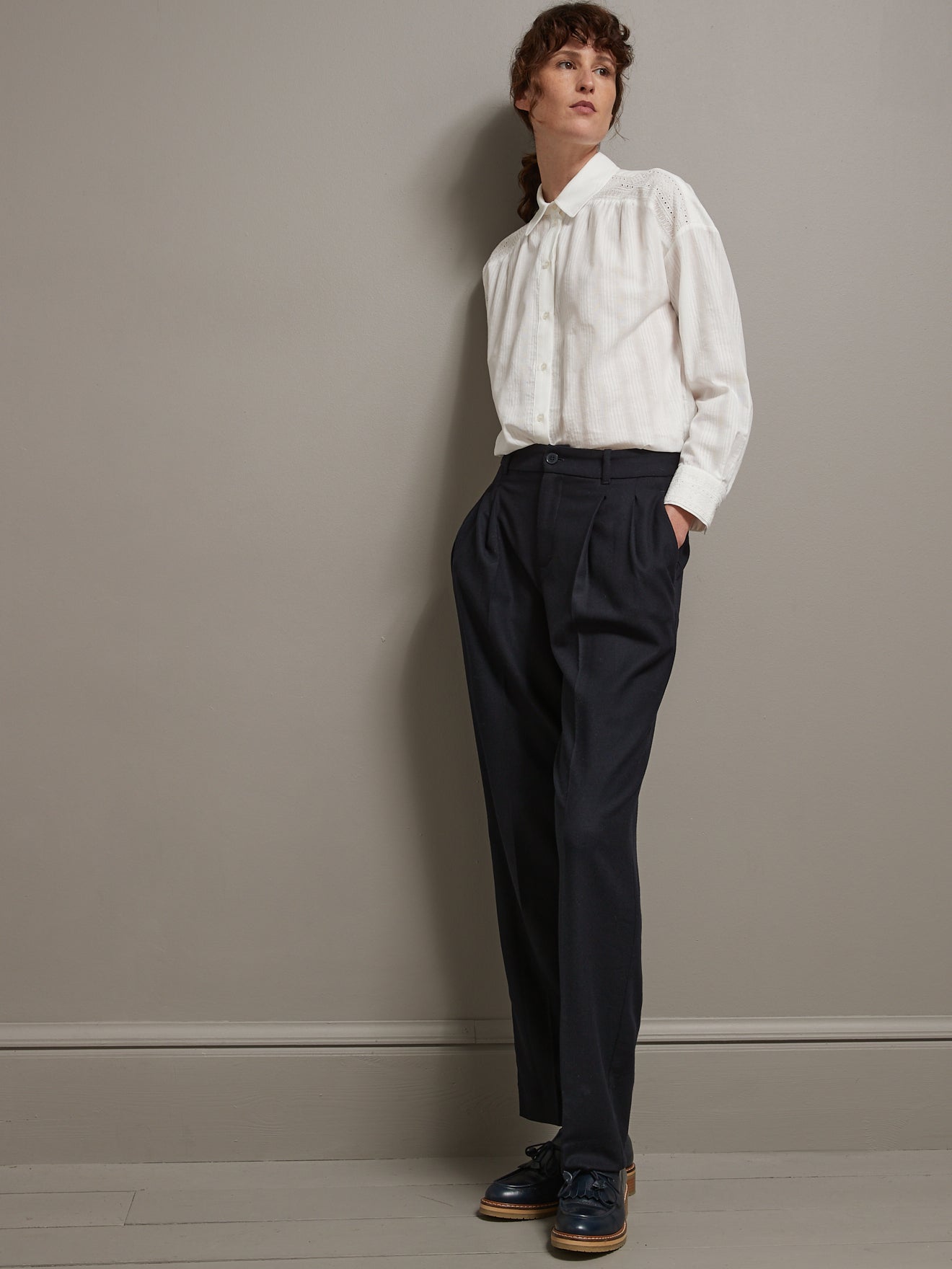 Chemise brodée femme en coton dobby