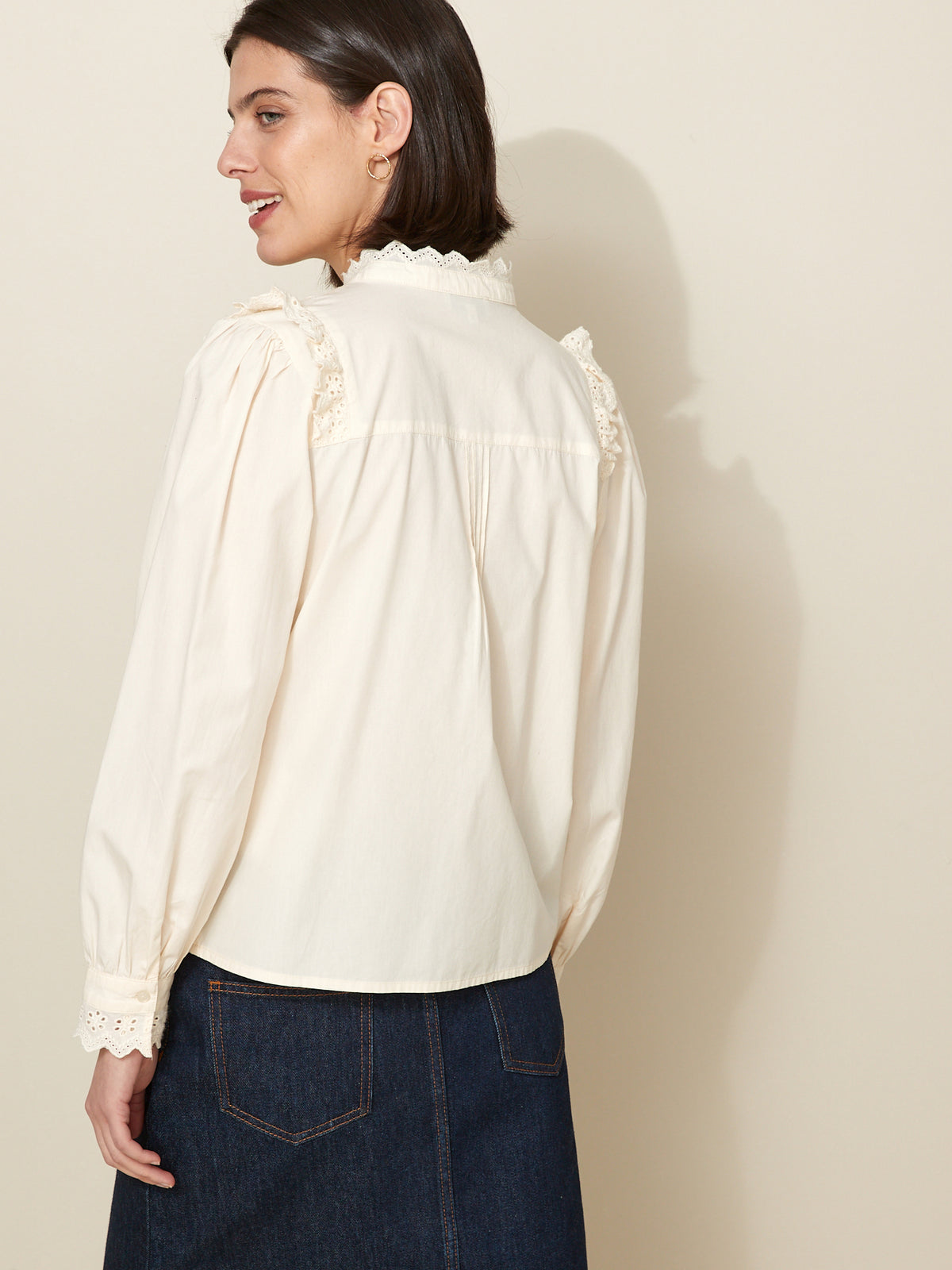 Blouse trousseau plissée et volantée femme