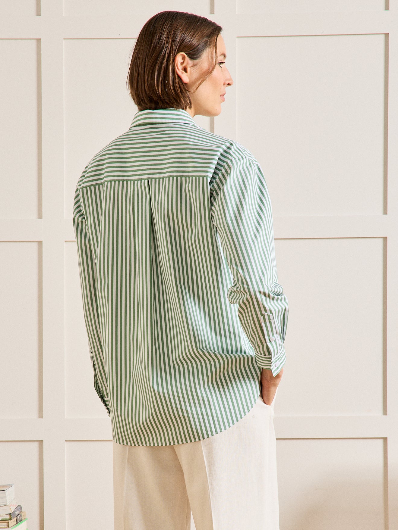 Gestreept dameshemd met geborduurd monogram