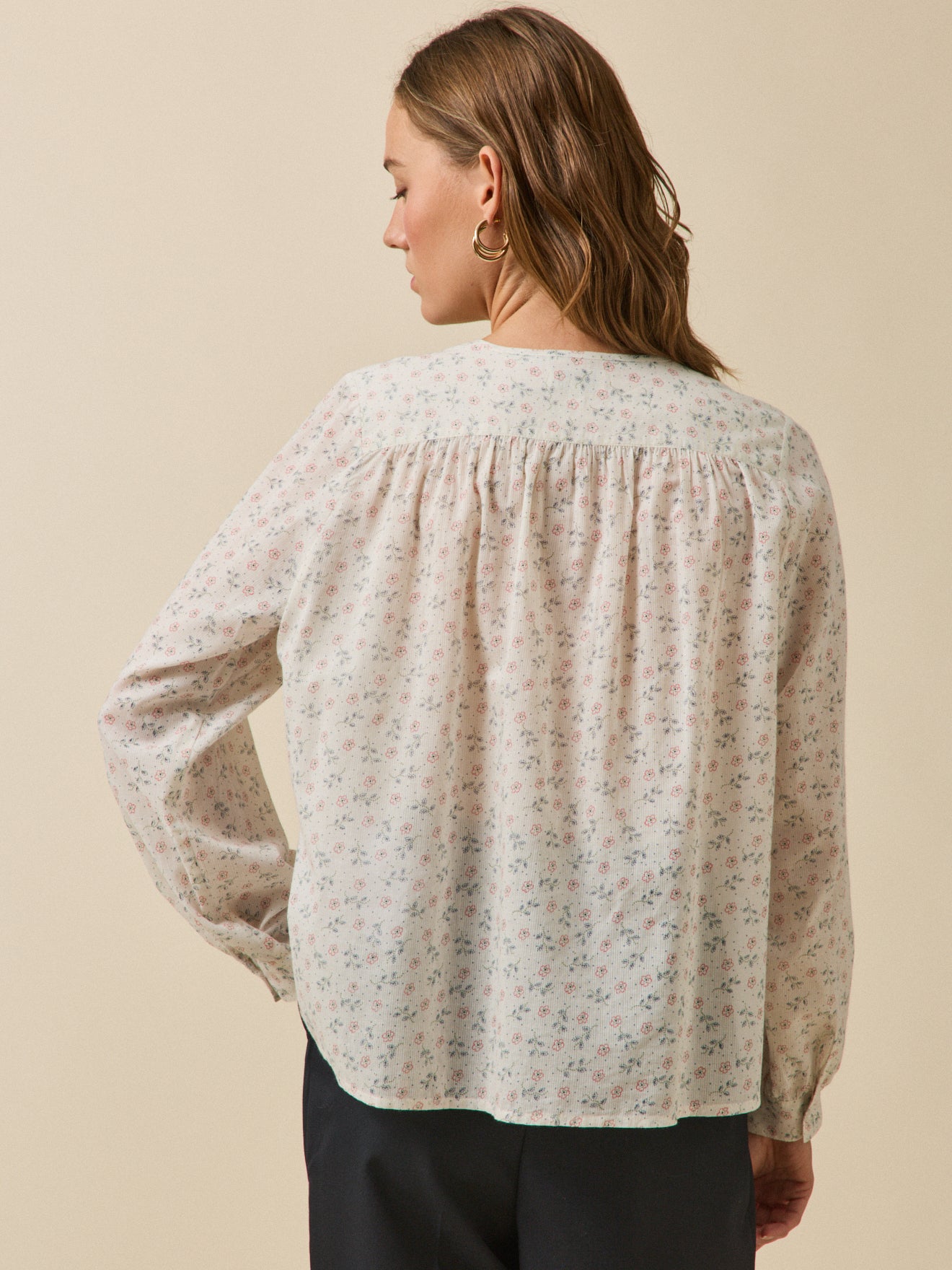 Damesbloes met Lily-print