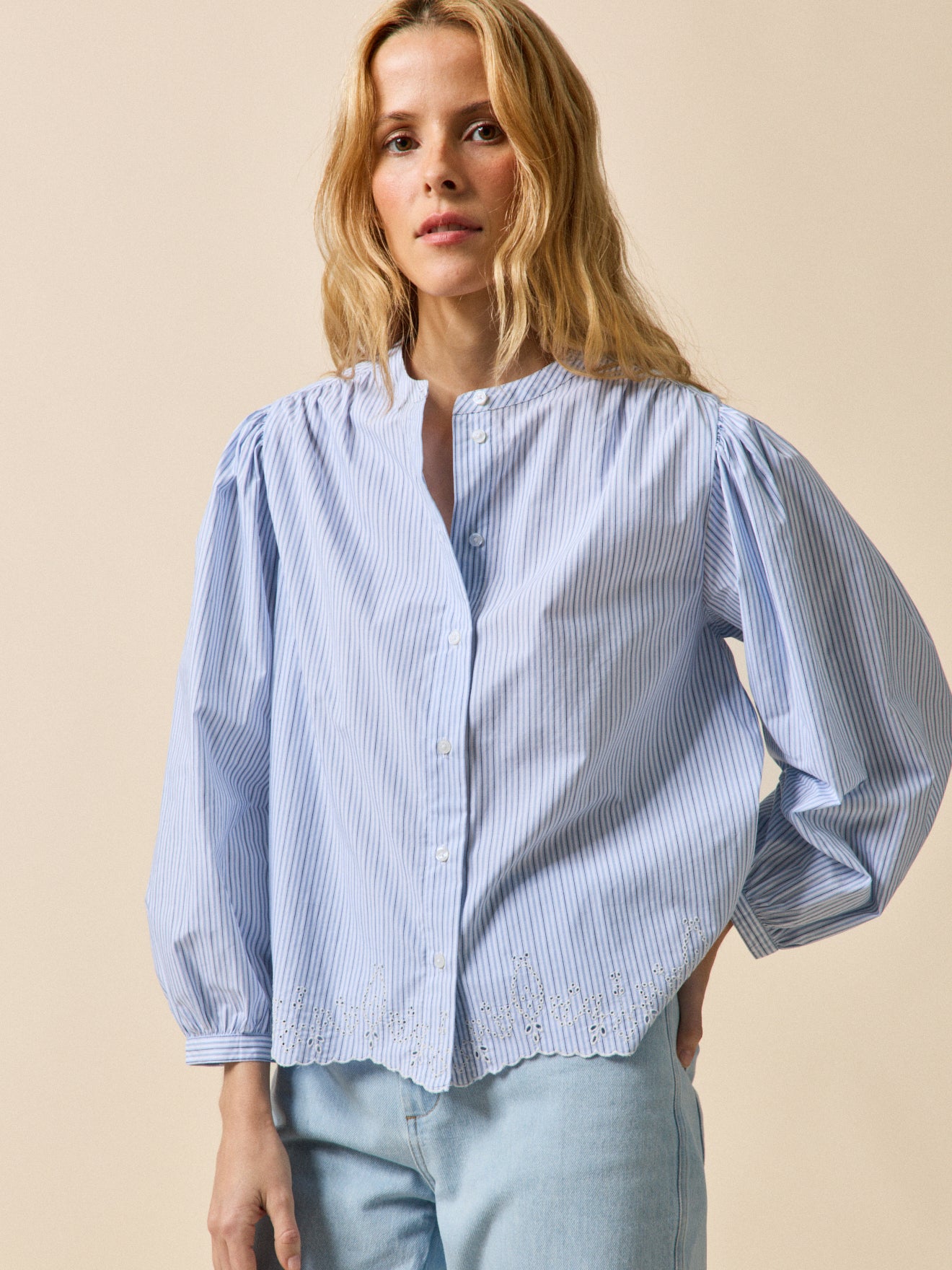 Blouse rayée brodée femme