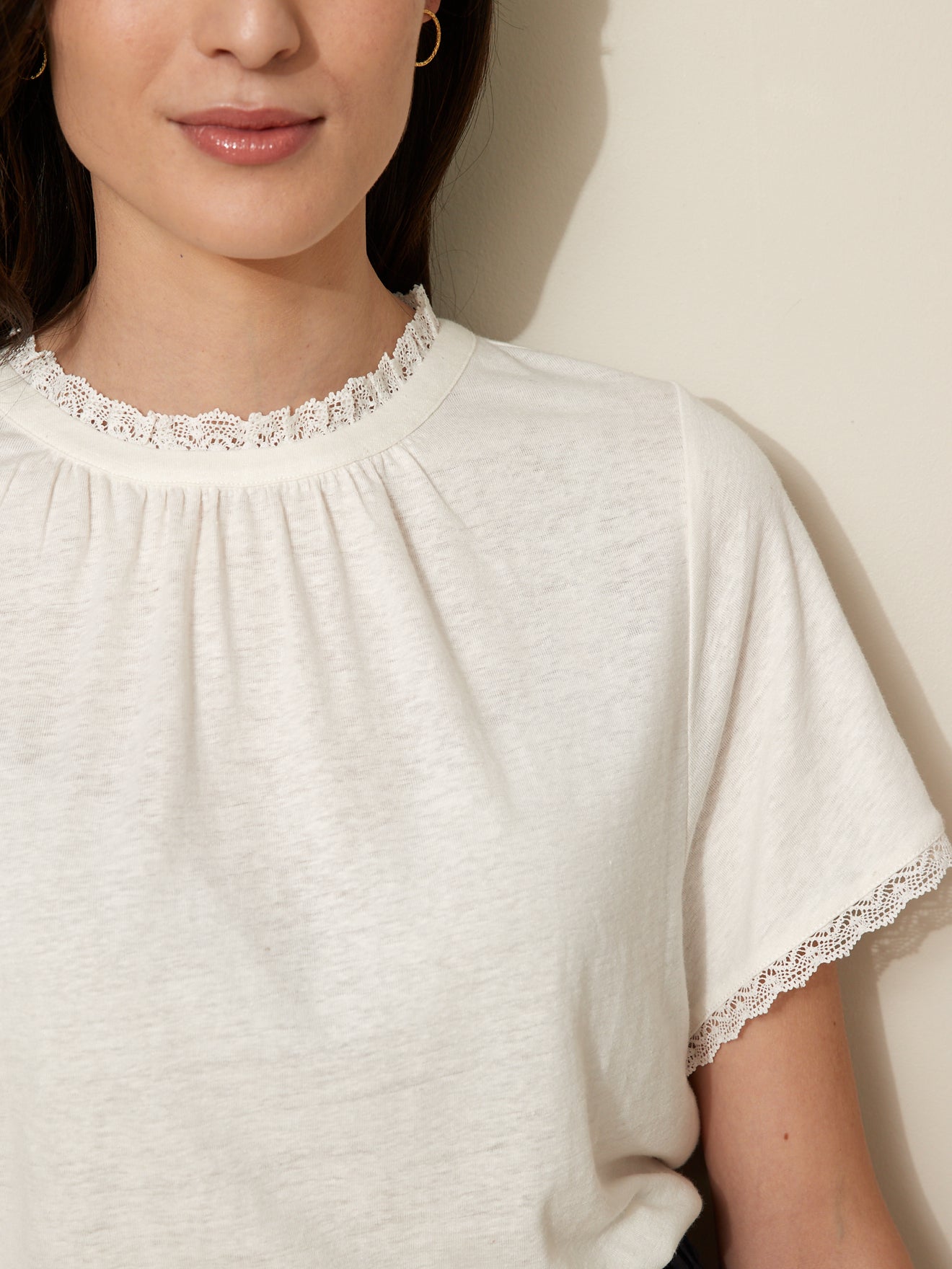 Damesshirt in linnen en viscose met kant