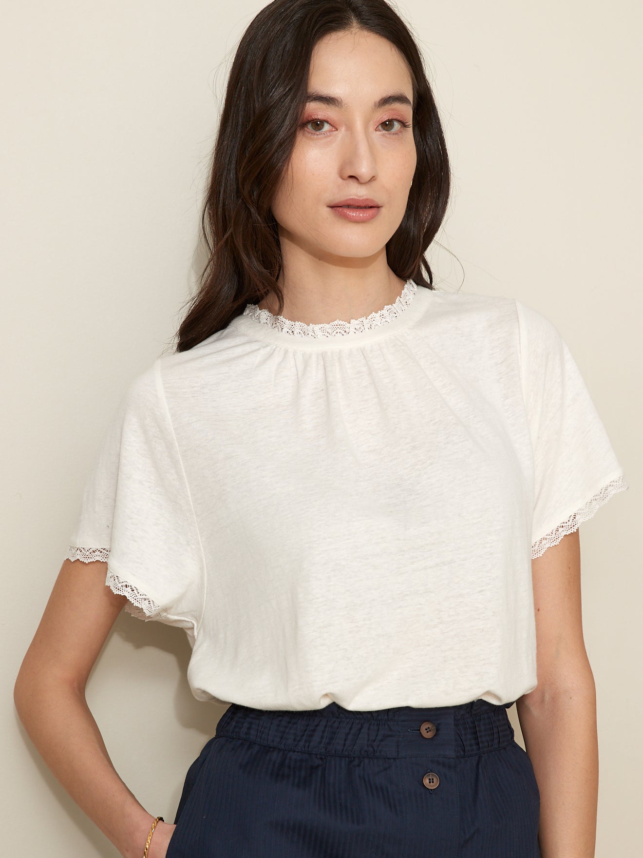 Damesshirt in linnen en viscose met kant