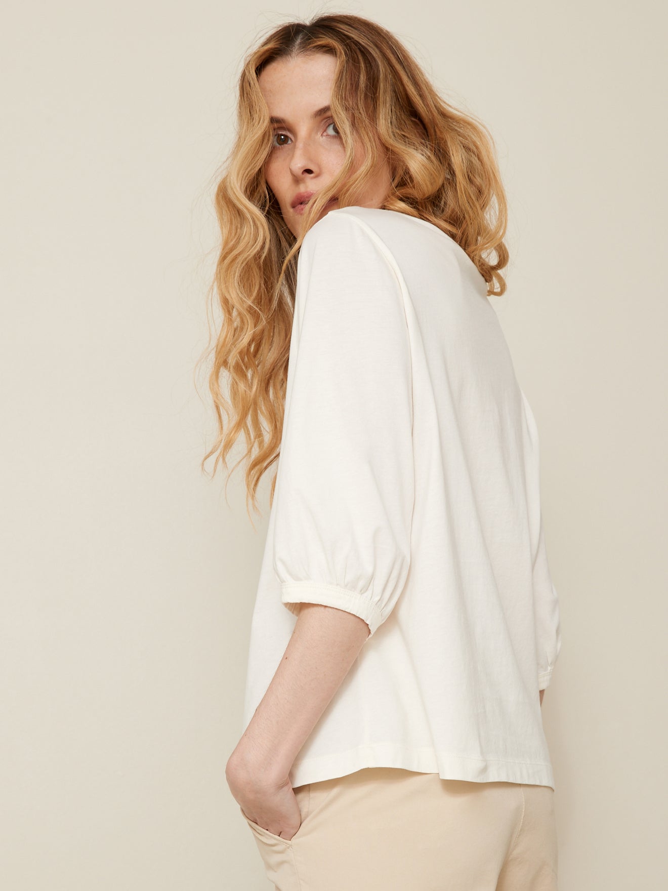 Damesshirt met ballonmouwen - biokatoen