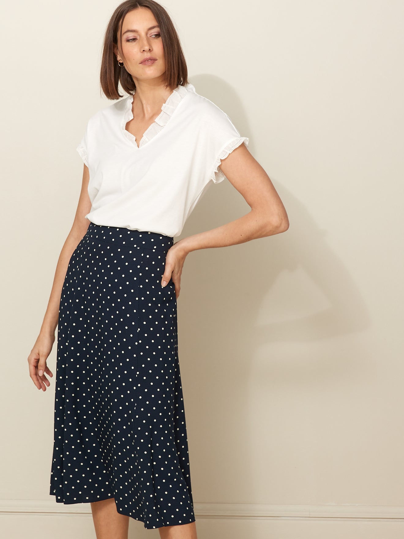 Damesshirt met borduursel - modal en biokatoen