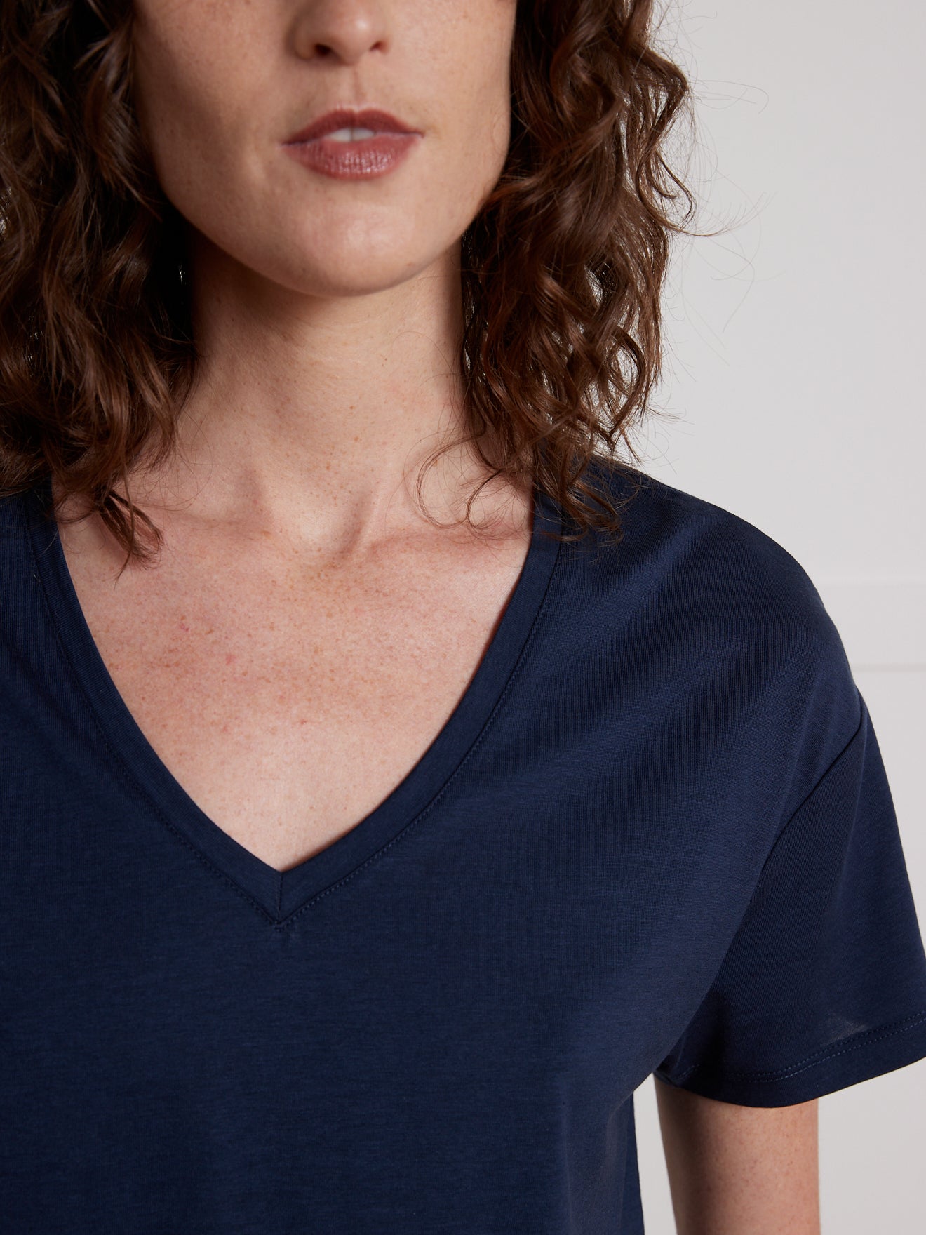 Damesshirt met V-hals - lyocell en katoen