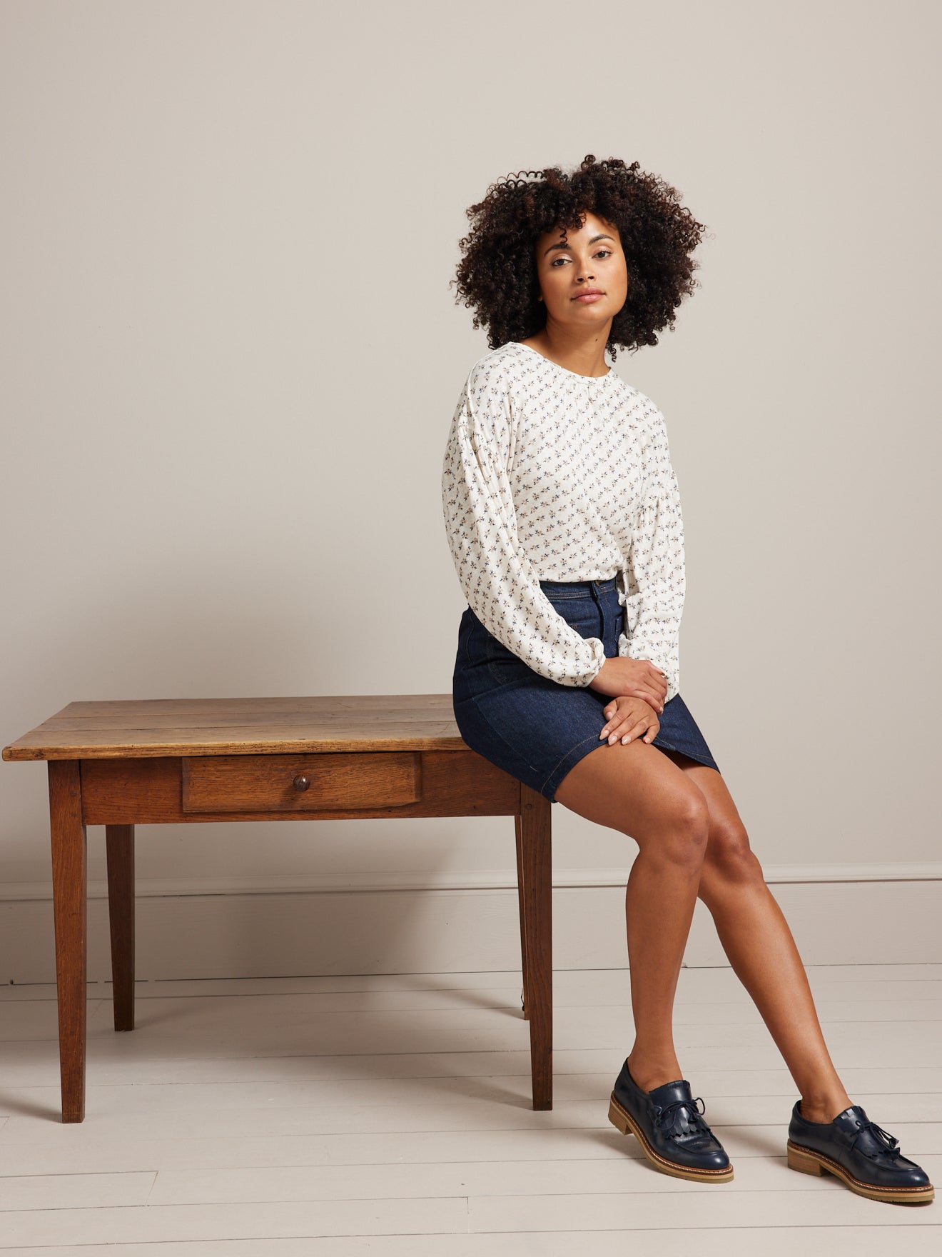 Damesshirt met ballonmouwen in linnen en viscose