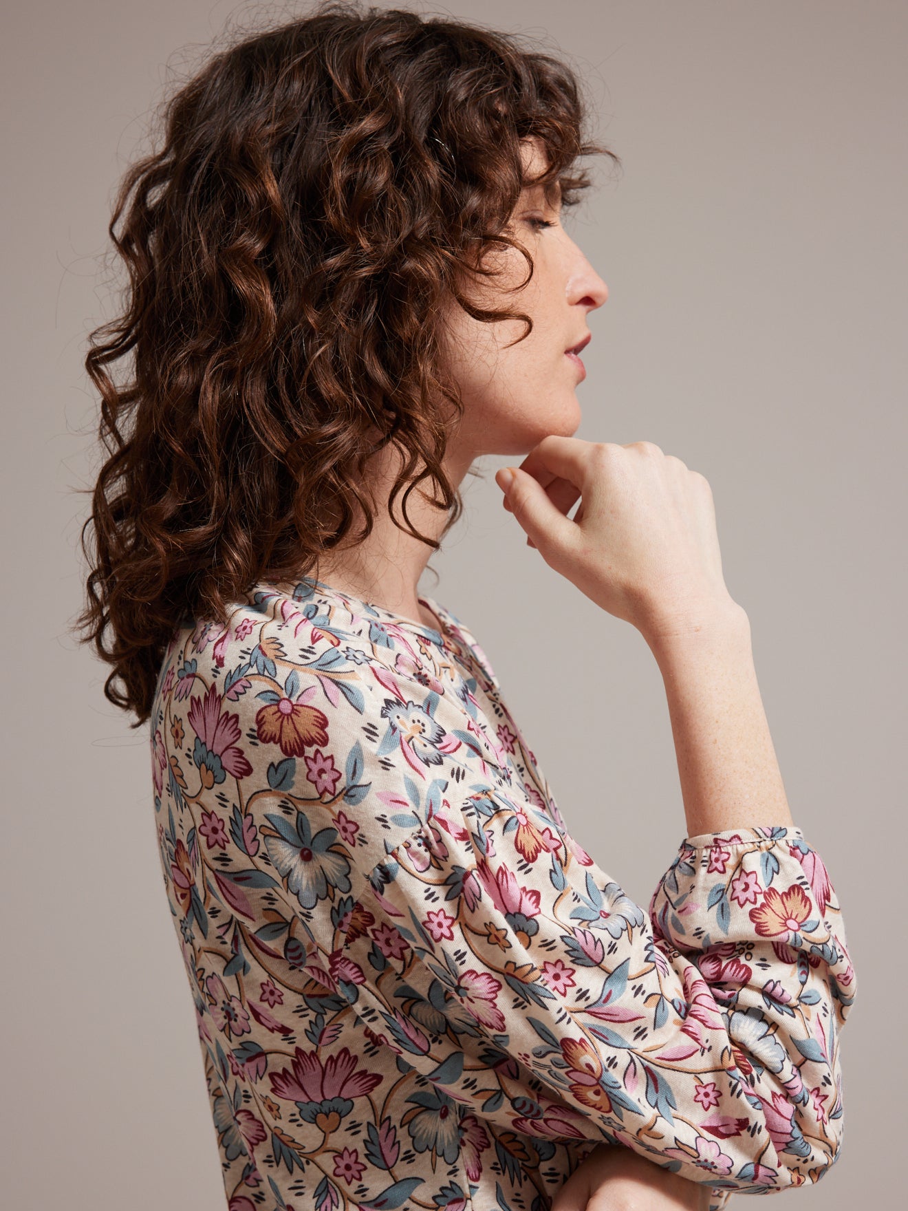Damesshirt met ballonmouwen in linnen en viscose