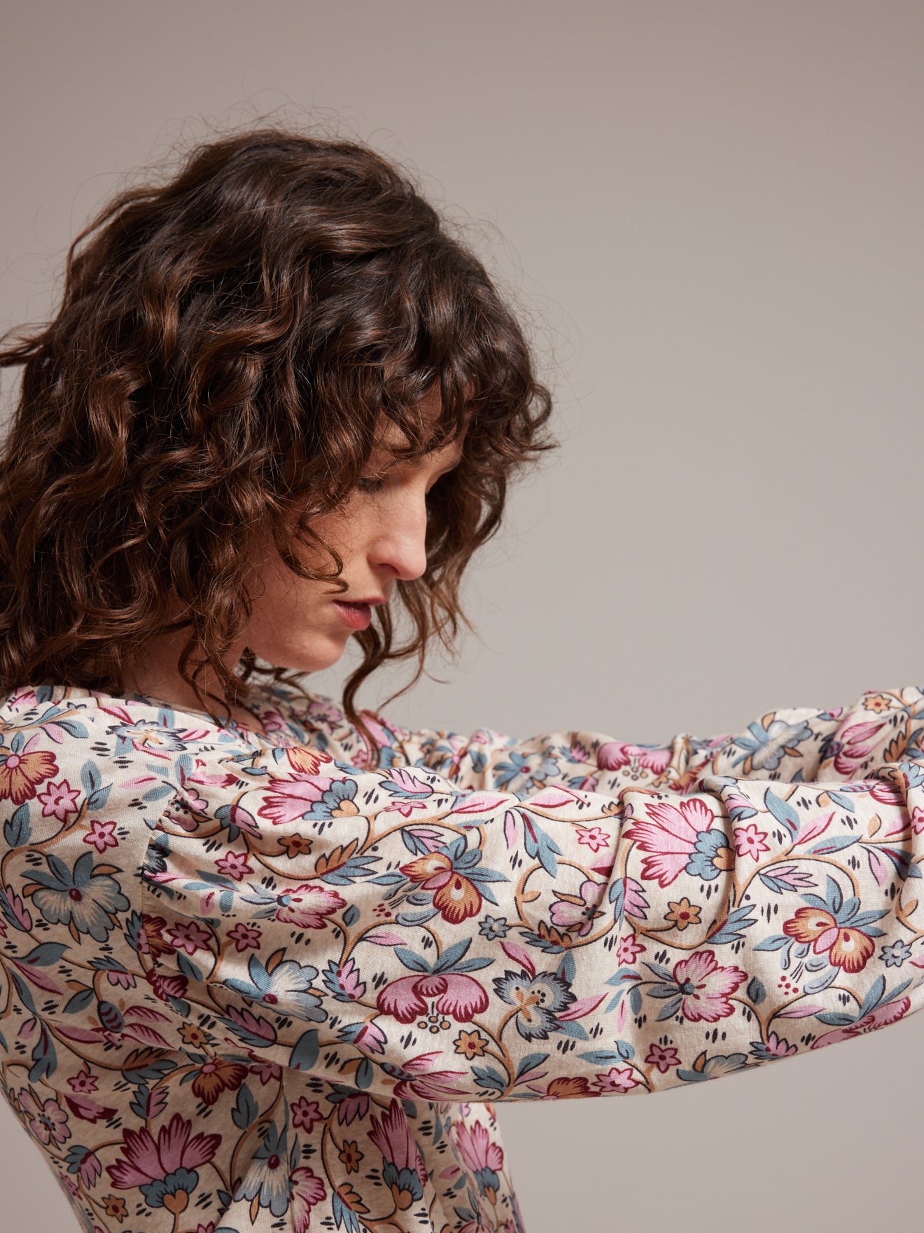 Damesshirt met ballonmouwen in linnen en viscose