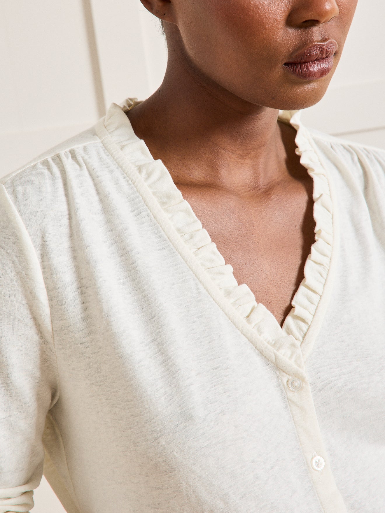 Damesshirt met V-hals en knoopsluiting - linnen en viscose