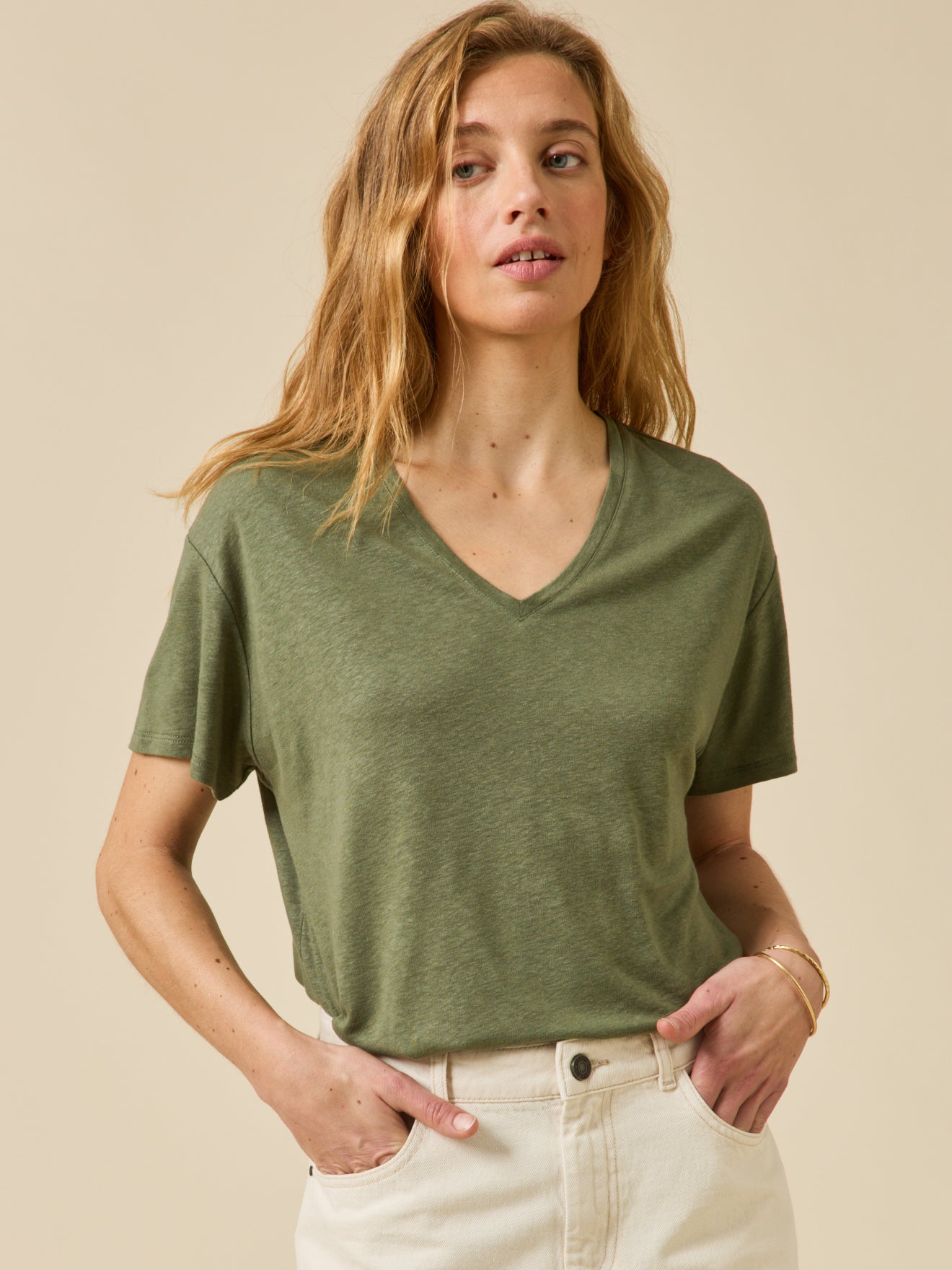T-shirt col V femme lin et viscose