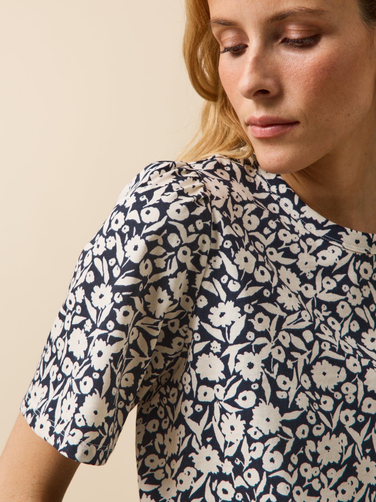 Damesshirt in biokatoen met Ikat-print