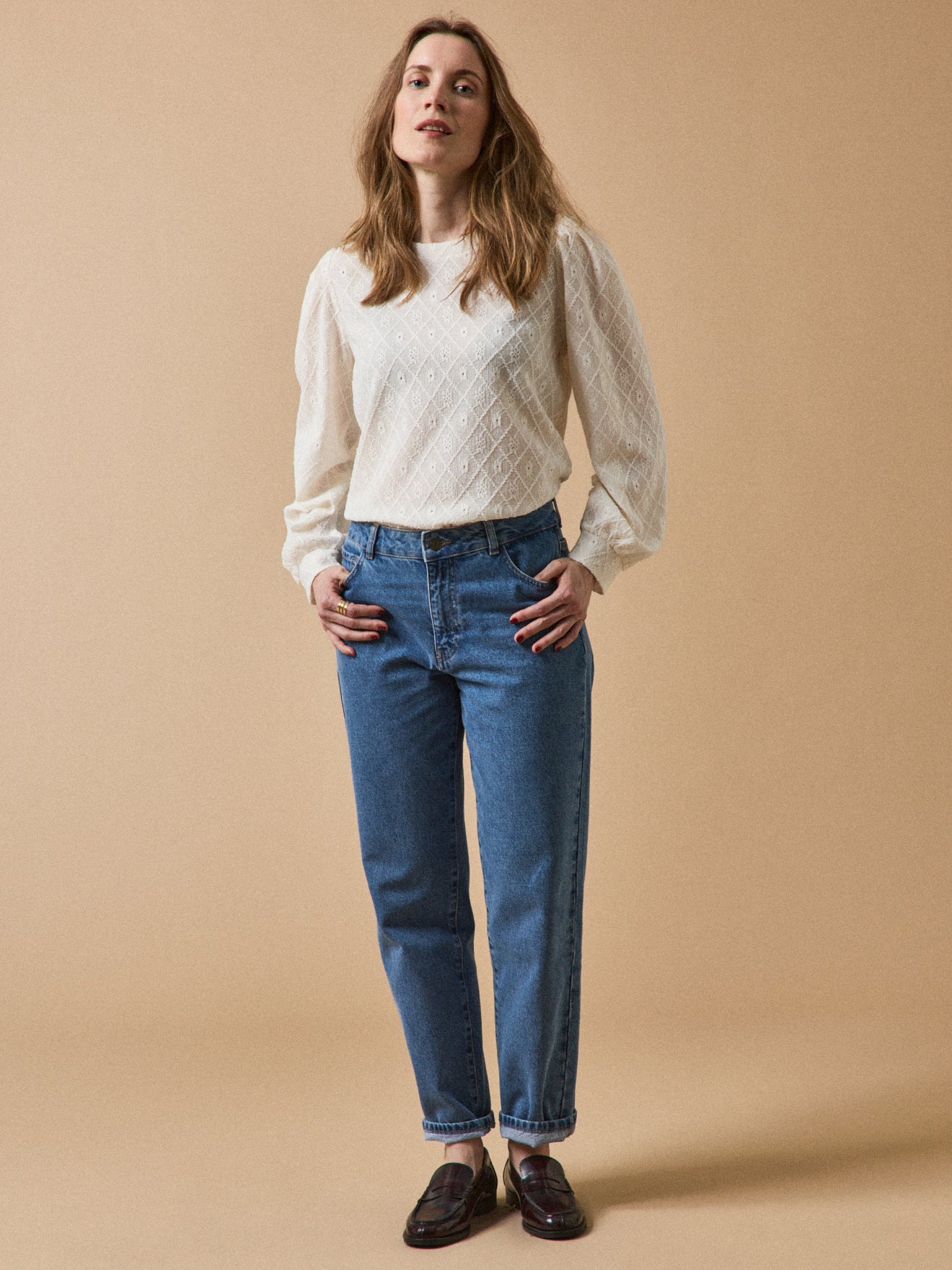 Damesshirt in jacquard met pofmouwen