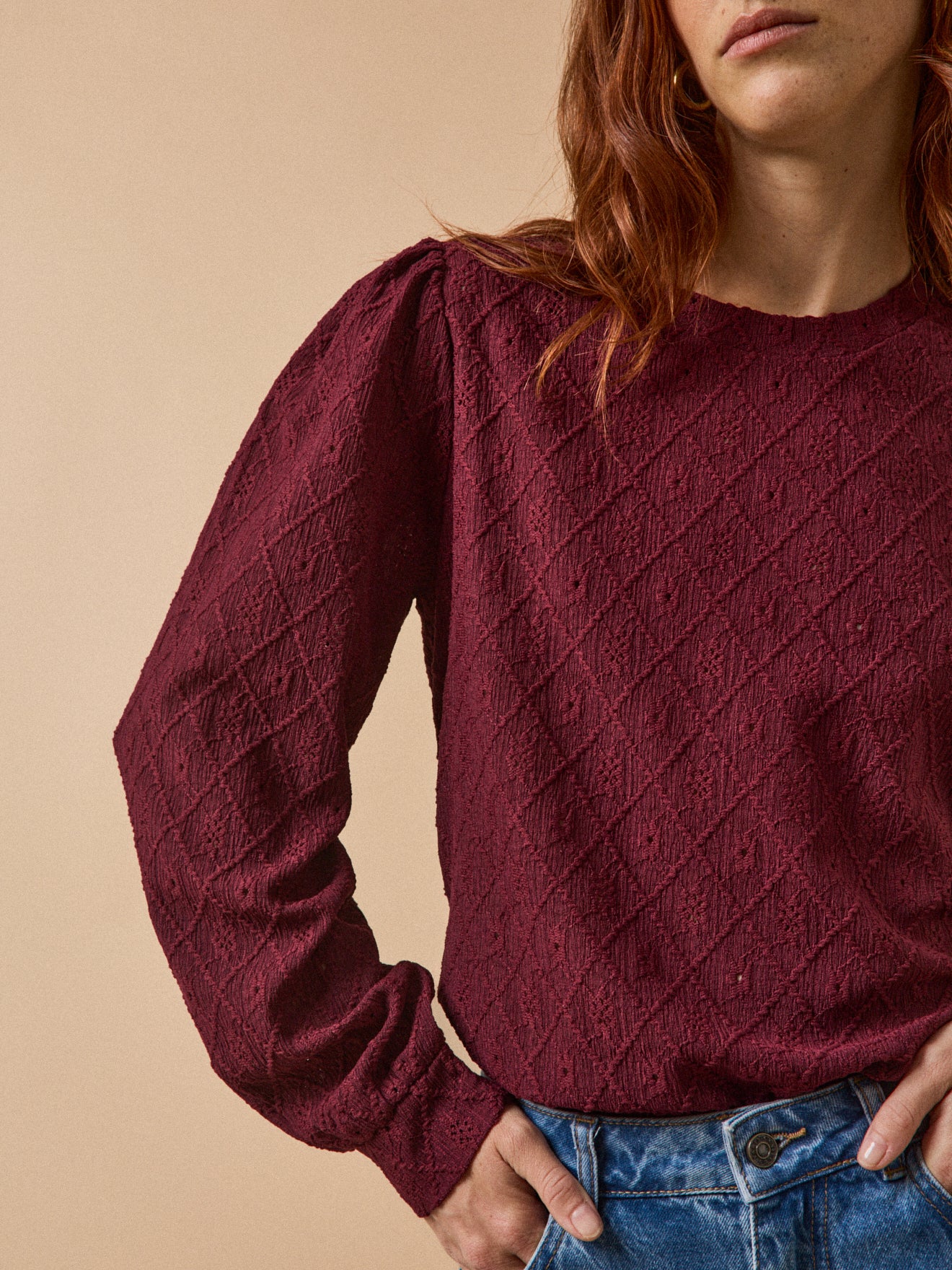 Damesshirt in jacquard met pofmouwen