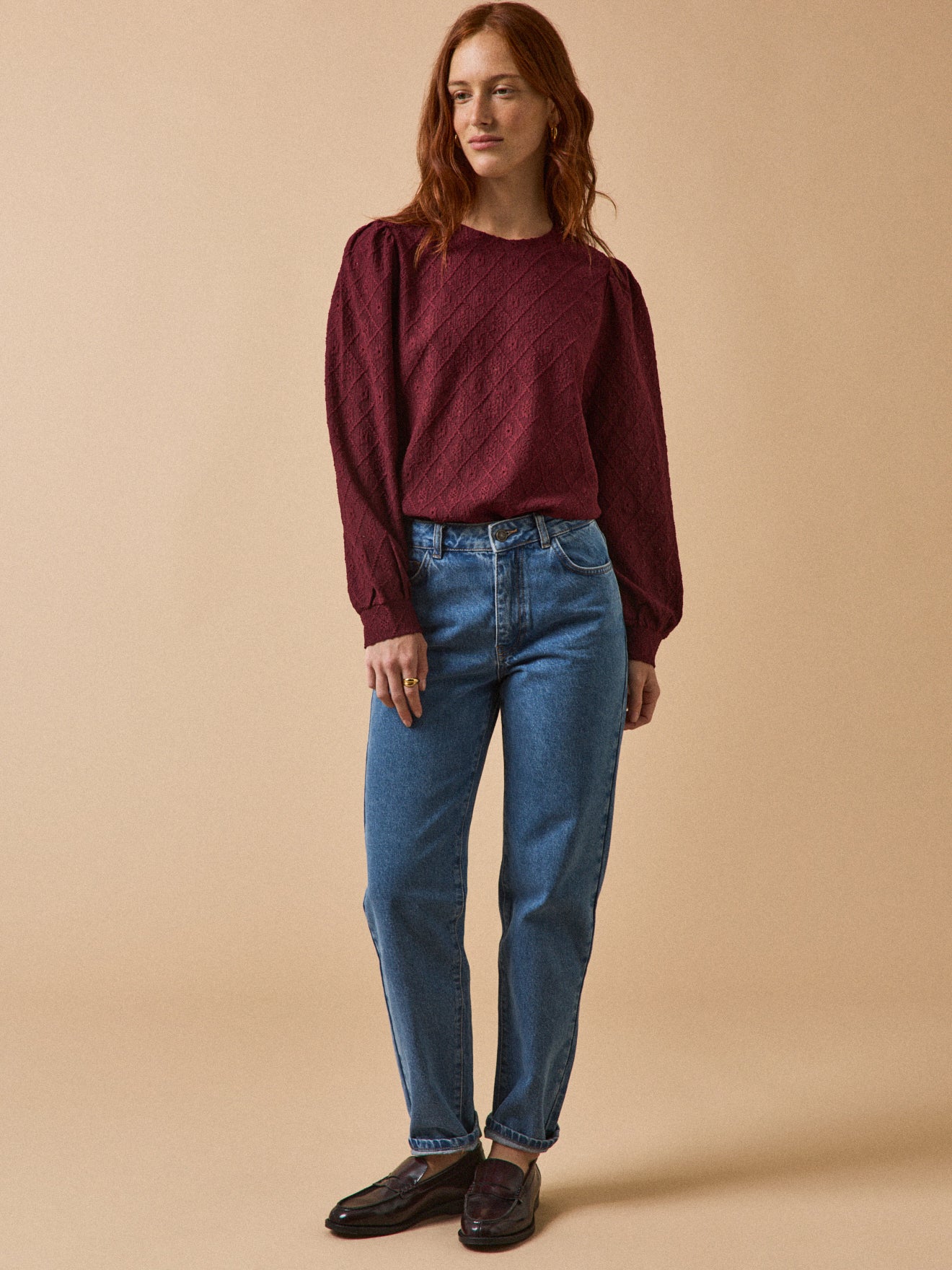 Damesshirt in jacquard met pofmouwen