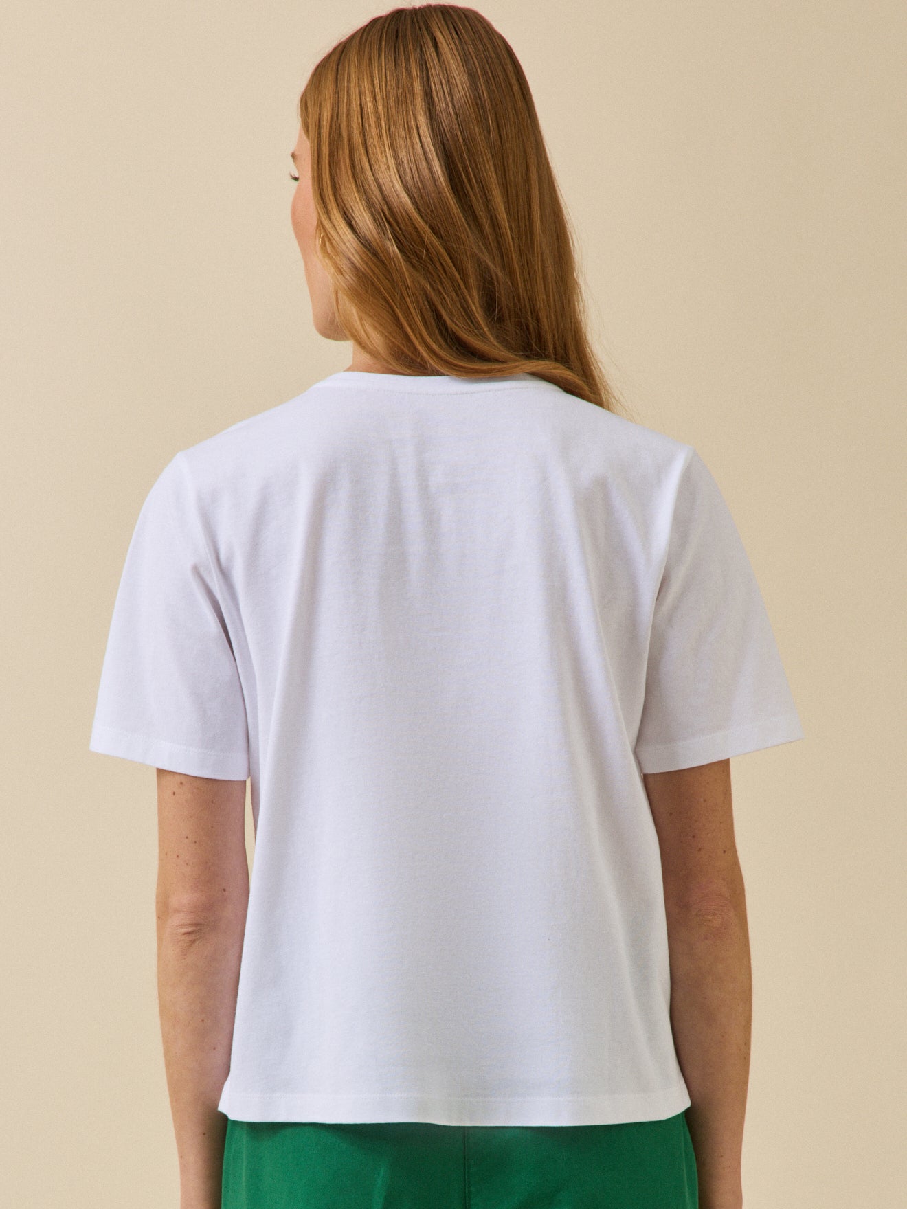 Damesshirt met borduursel - biokatoen