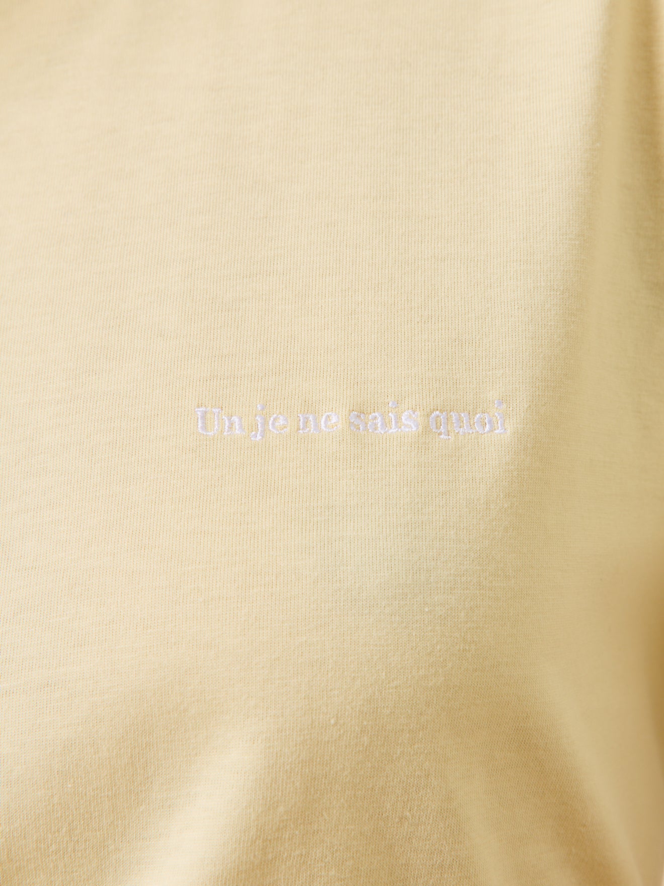 Damesshirt met borduursel - biokatoen