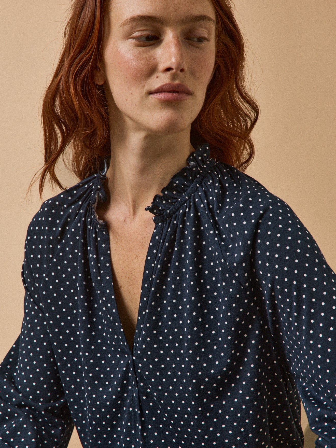 Damesshirt met stippenprint en raglanmouwen - modal en biokatoen