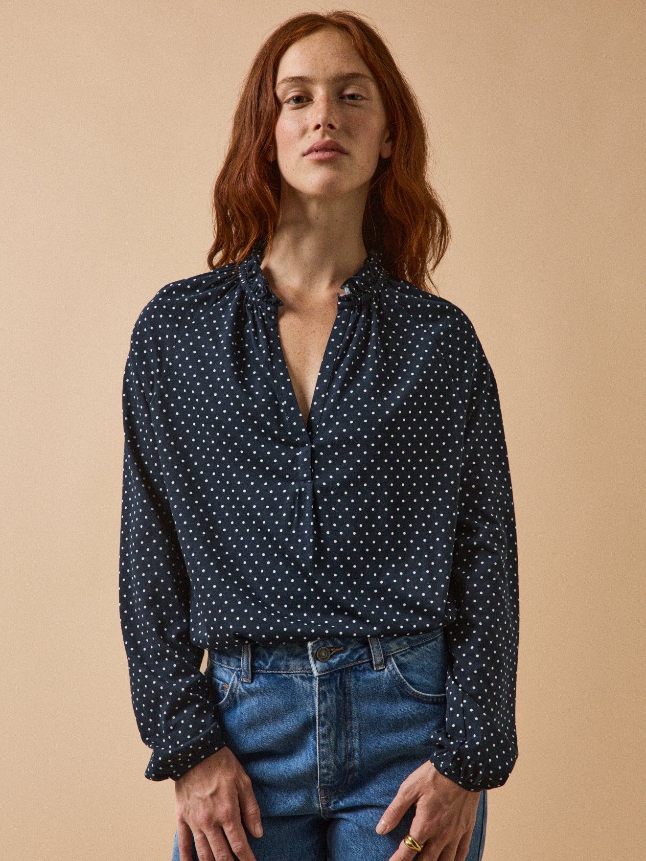 Damesshirt met stippenprint en raglanmouwen - modal en biokatoen