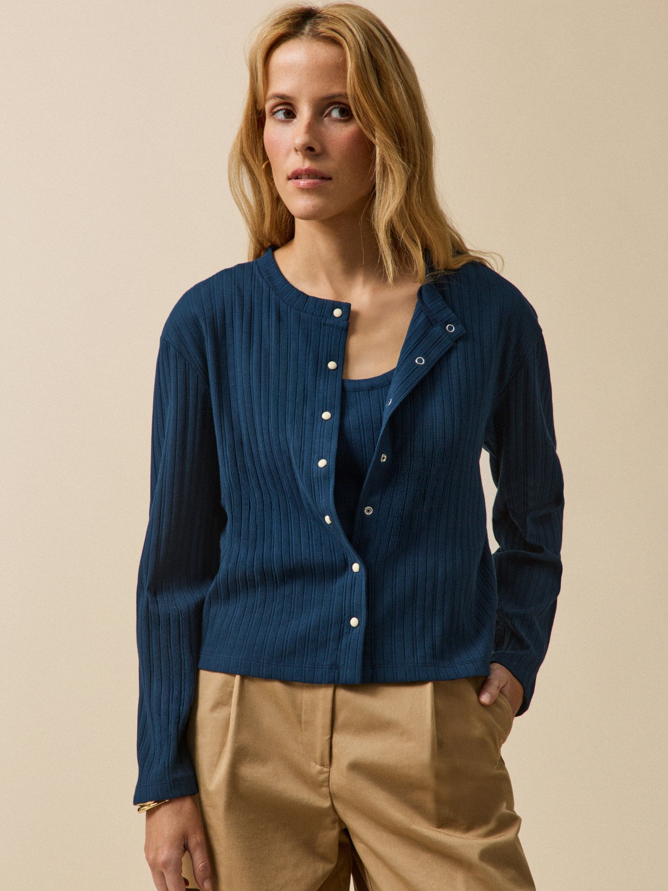 Damesshirt in geribd tricot - biokatoen
