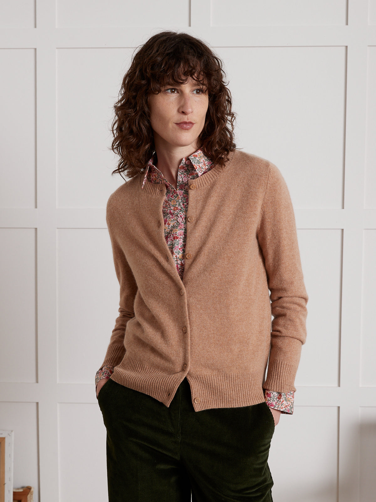 Damescardigan met knoopsluiting - Kasjmier collectie