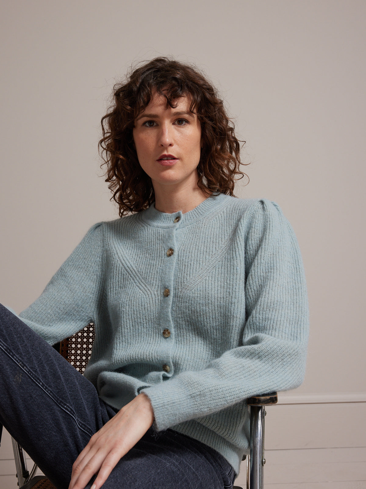 Damescardigan met knoopsluiting in een mix met mohair