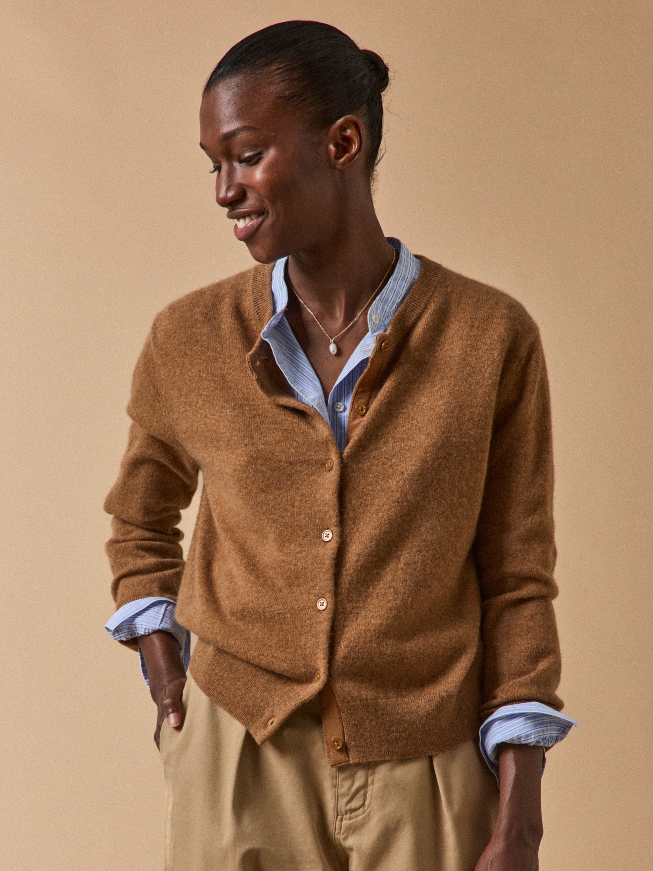 Damescardigan met knoopsluiting - Kasjmier collectie