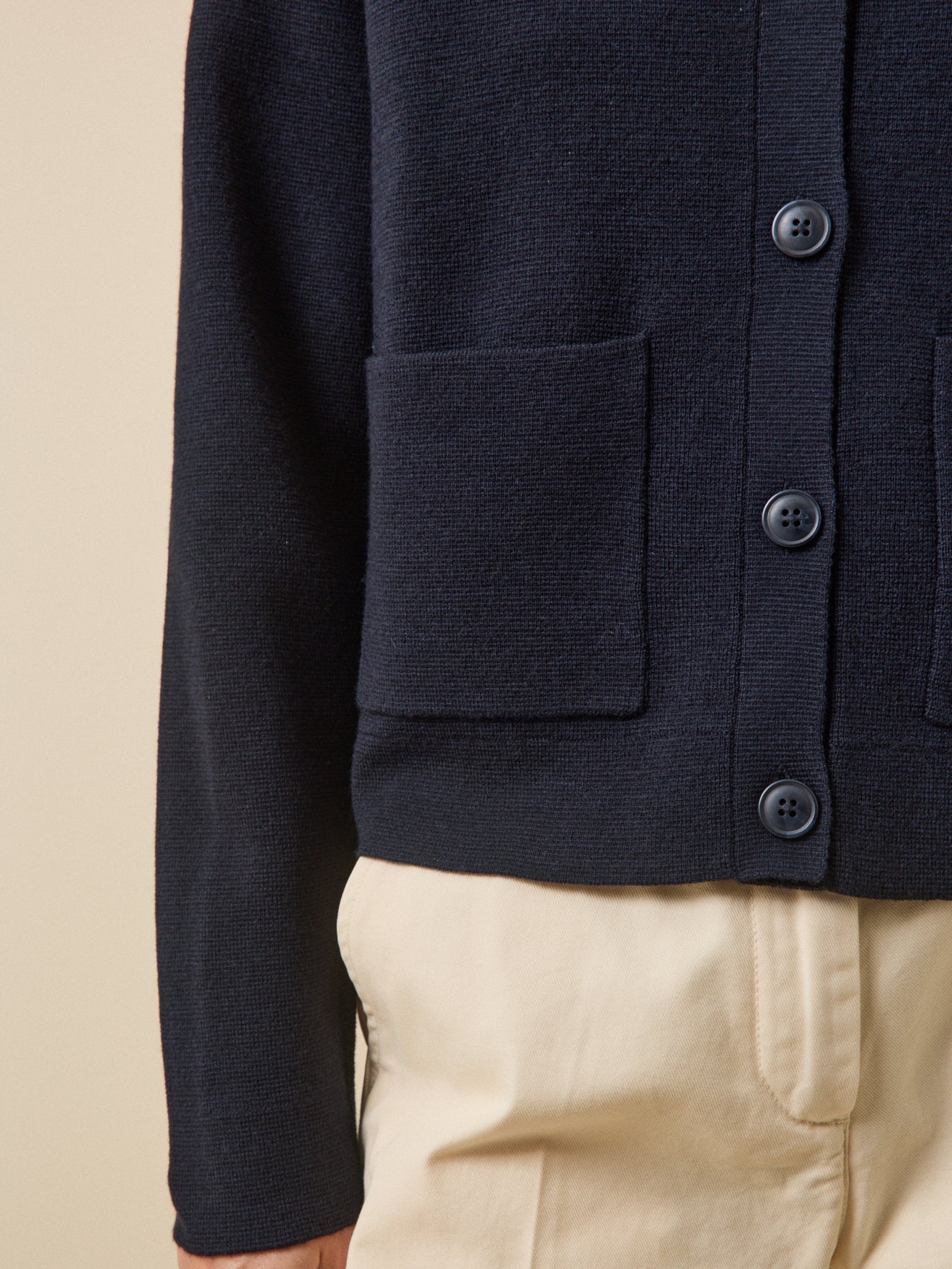 Damescardigan met hemdkraag