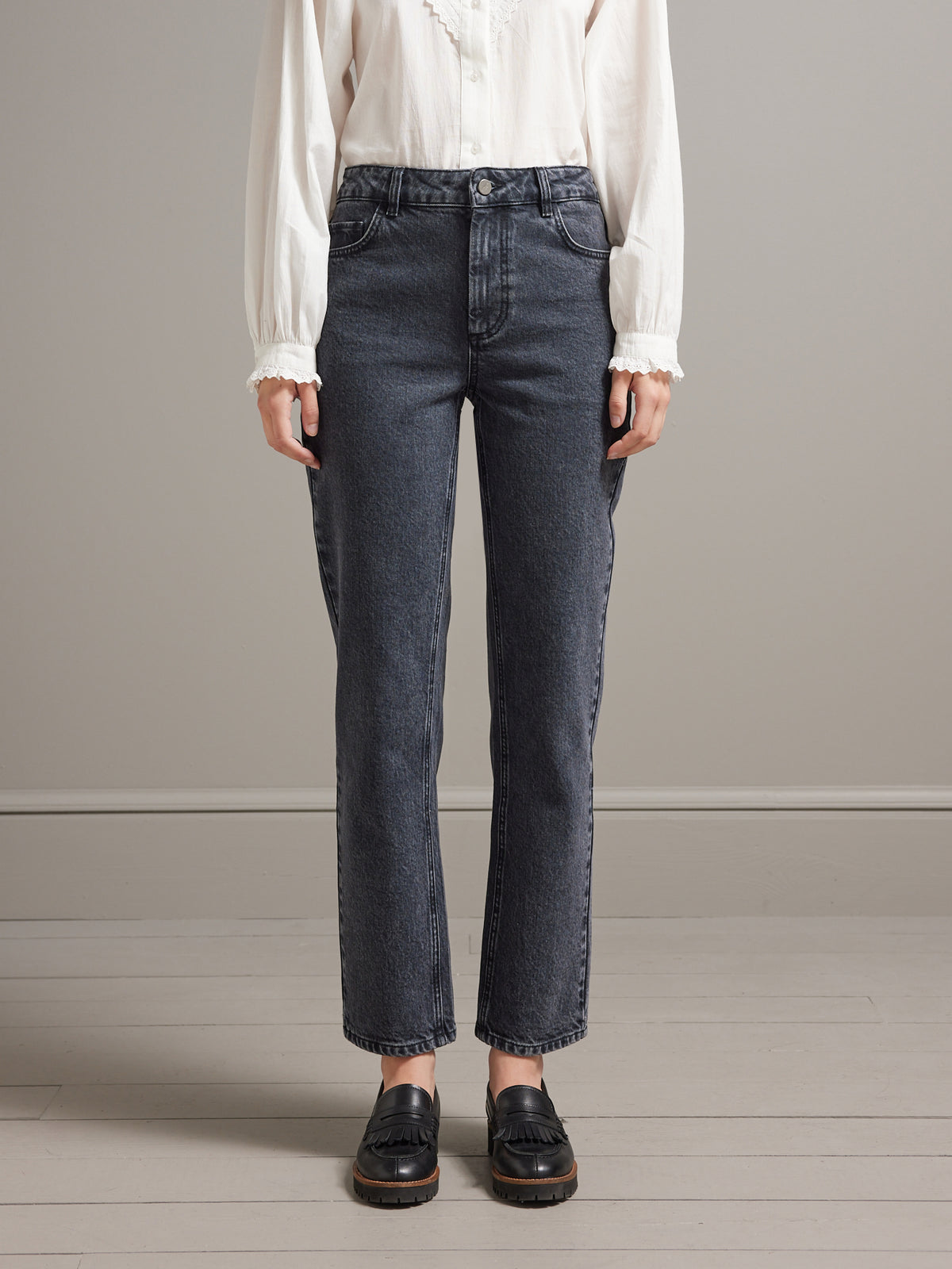 Damesjeans Andréa, mom fit - biokatoen, ecologische wassing