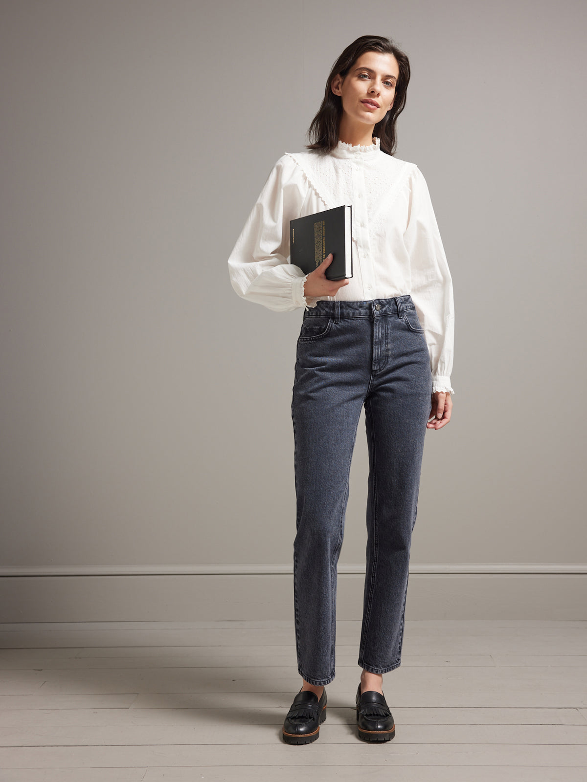 Damesjeans Andréa, mom fit - biokatoen, ecologische wassing