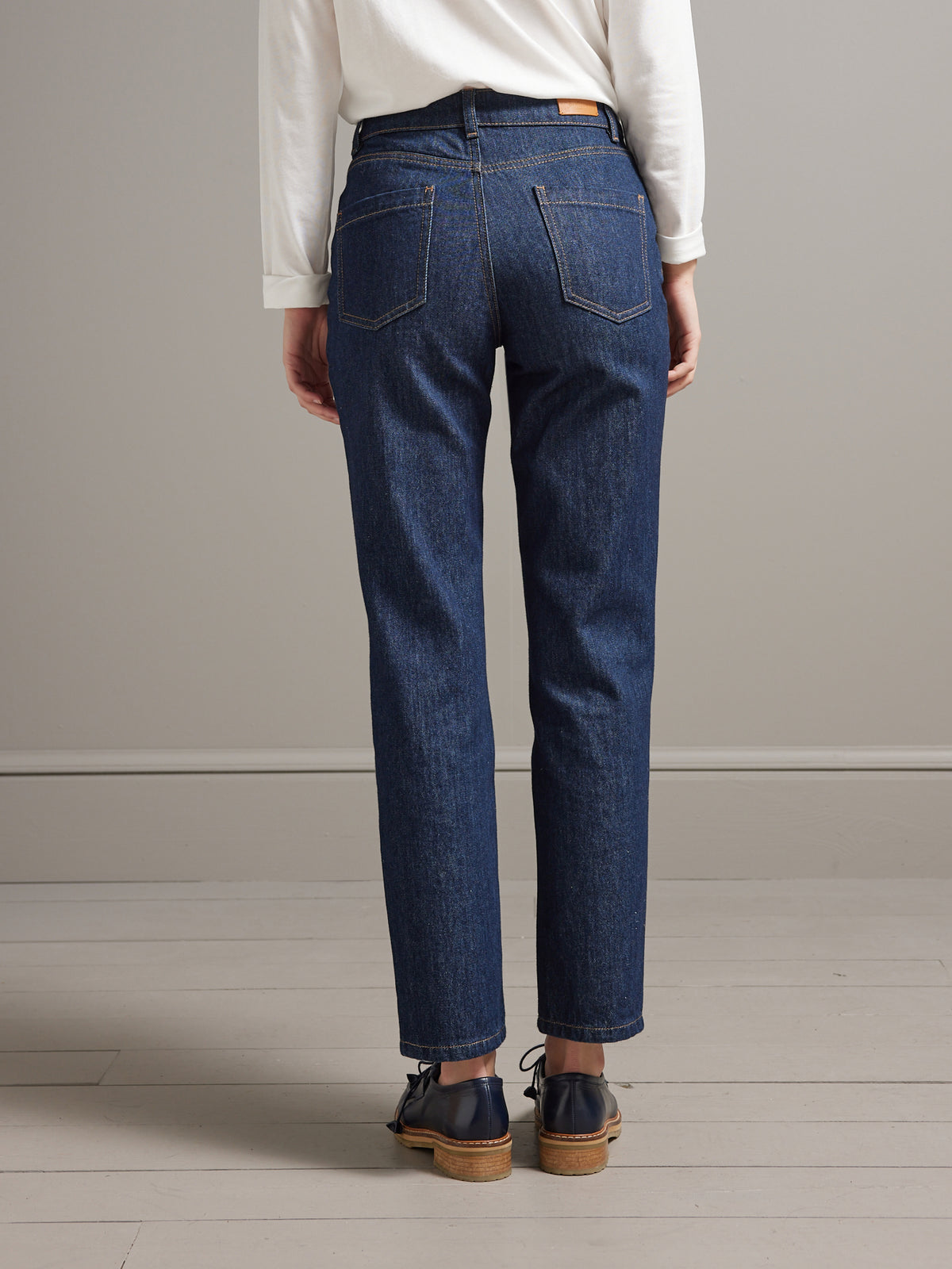 Damesjeans Andréa, mom fit - biokatoen, ecologische wassing