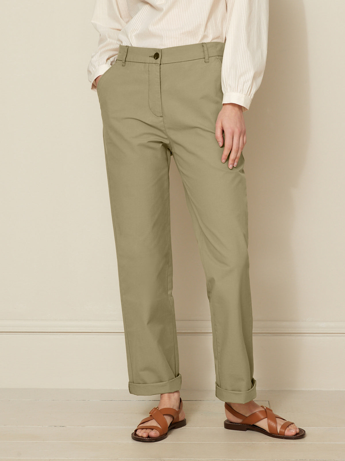 Damesbroek met achteraan elastische taille Adèle, chino fit