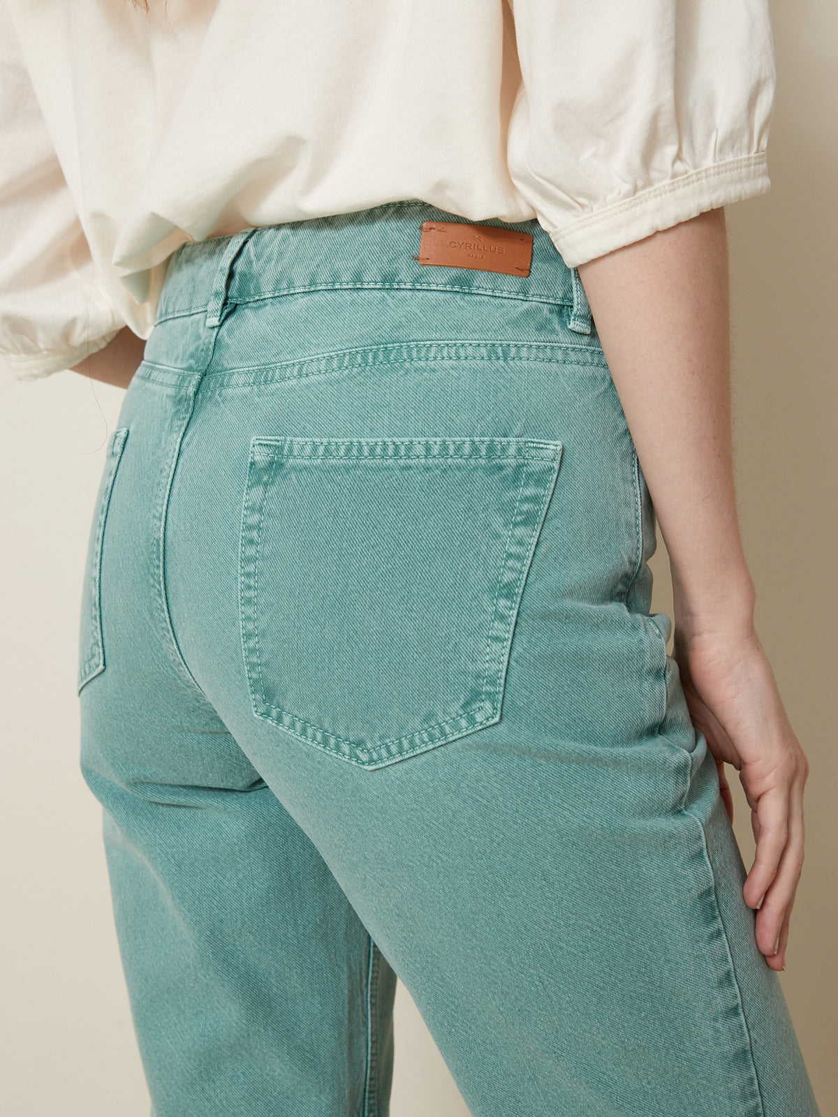 Damesjeans Andrea, mom fit - biokatoen, ecologische wassing