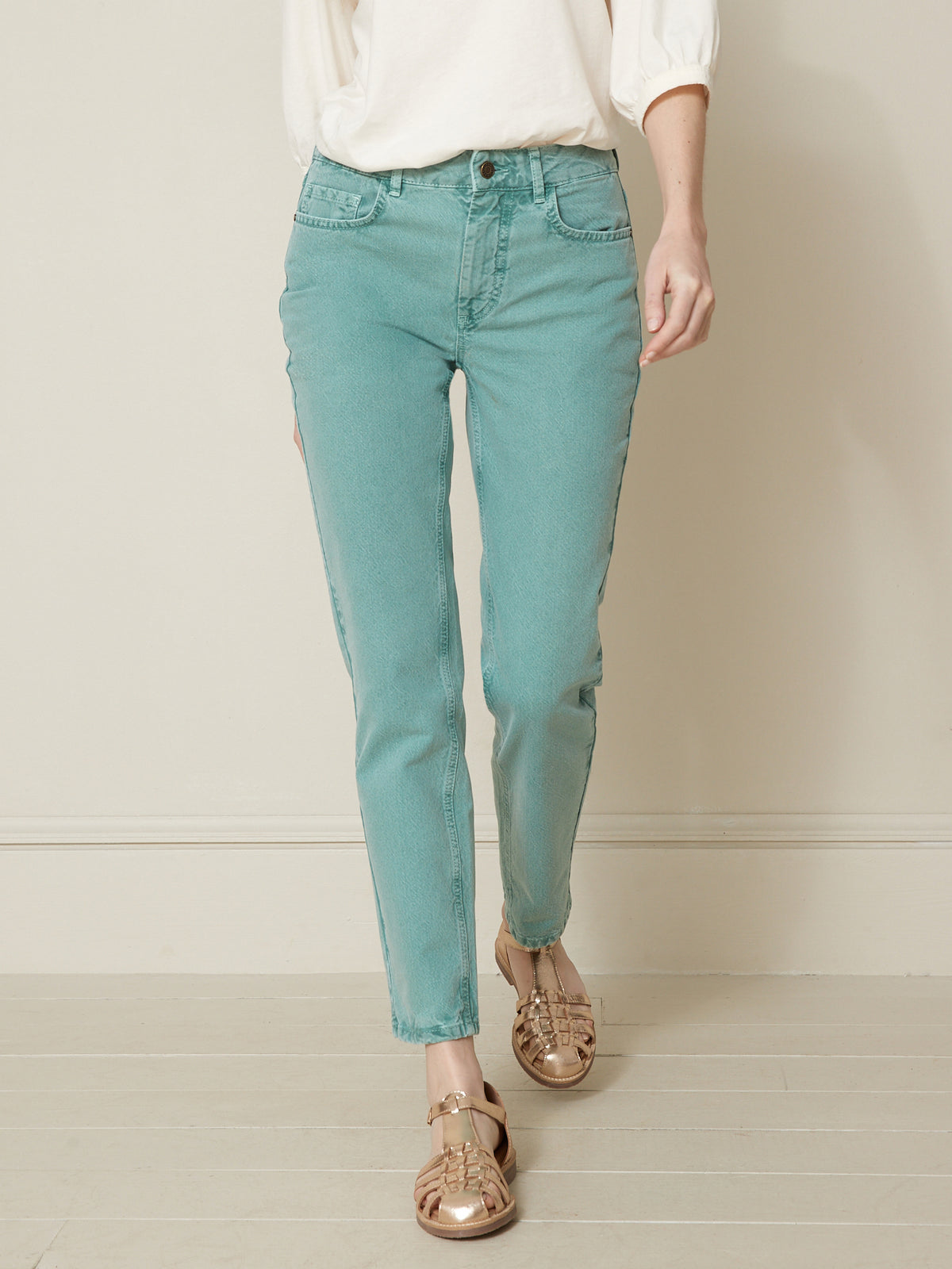 Damesjeans Andrea, mom fit - biokatoen, ecologische wassing